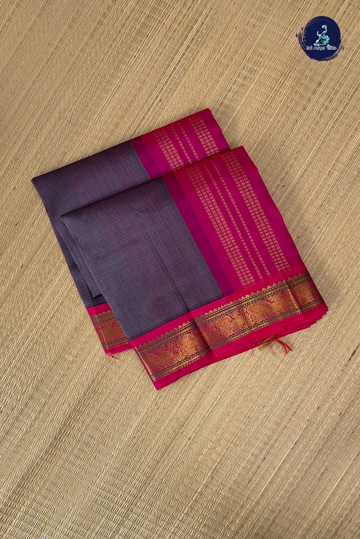 Elephant Grey Checked Saree With Checked Pattern