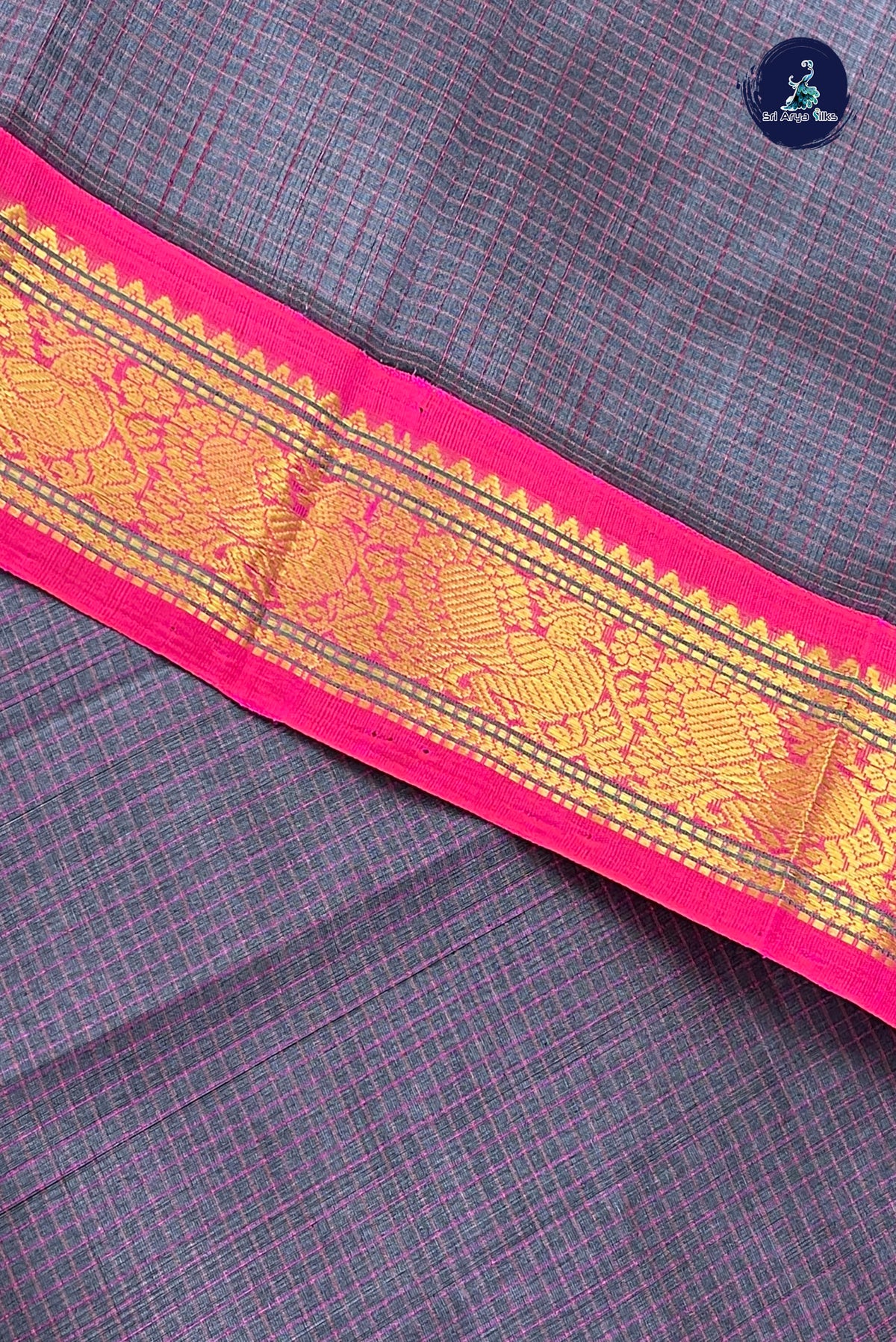Elephant Grey Checked Saree With Checked Pattern