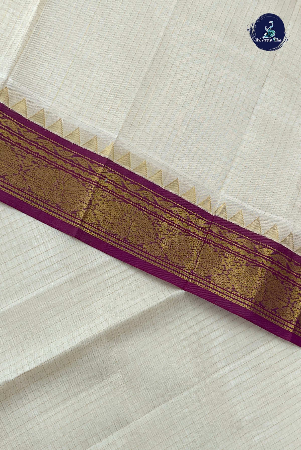 Off White Checked Saree With Zari Checked Pattern