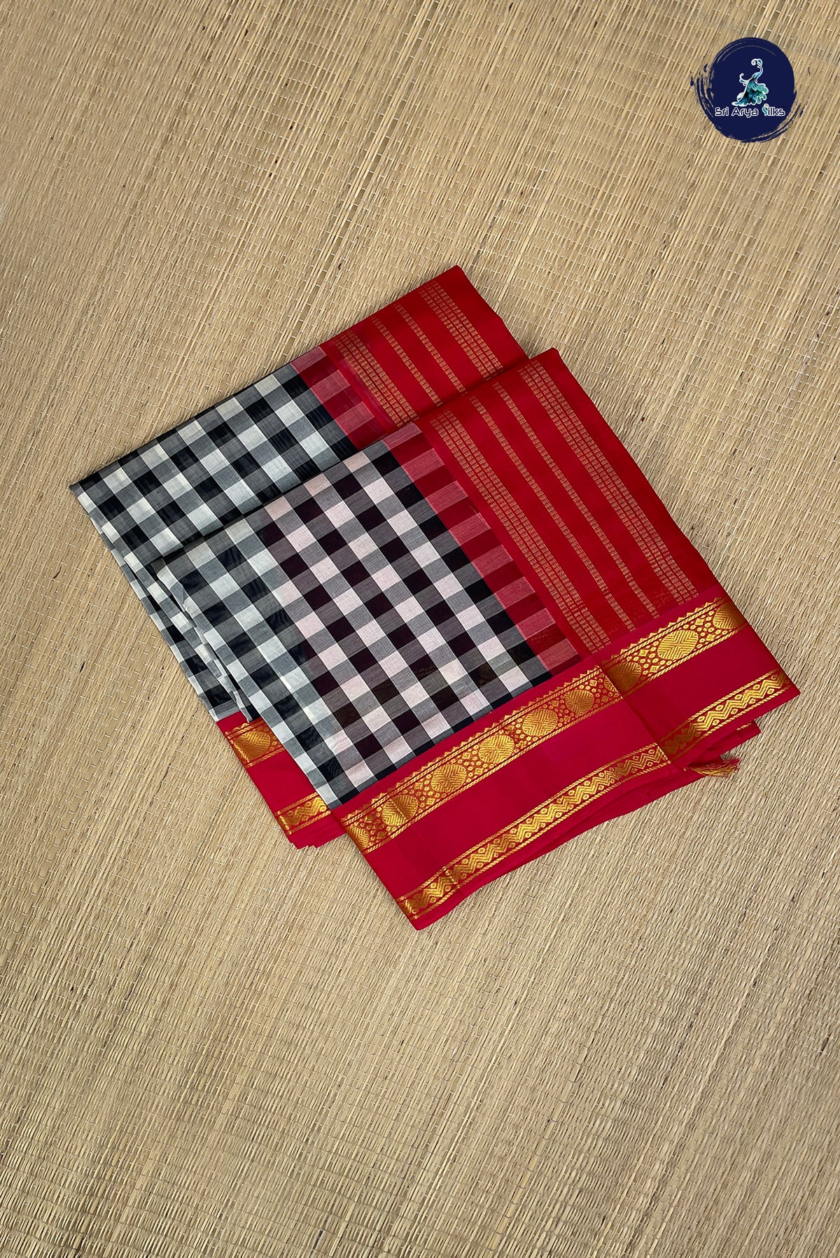 Multi Colour Checked Saree With Checked Pattern