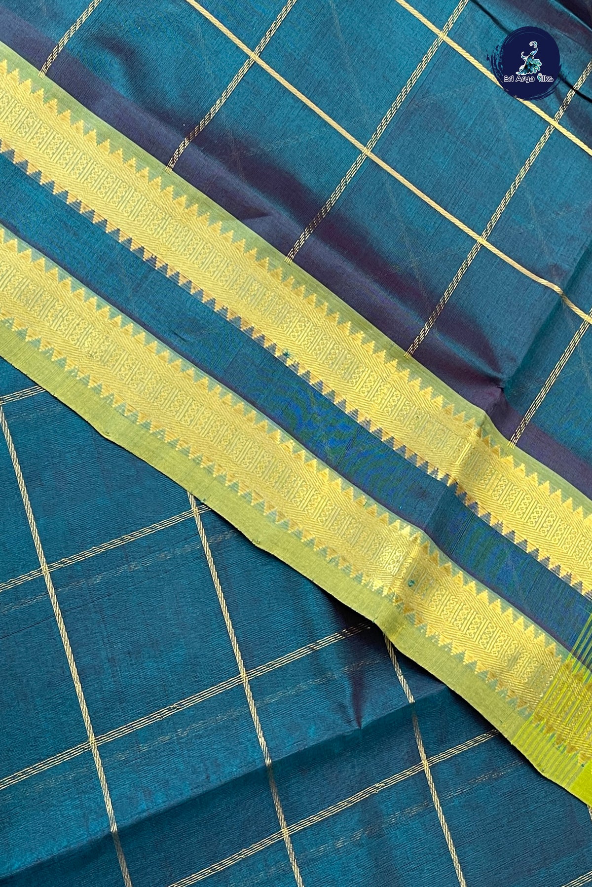 Dark Green Simple Silk Cotton Saree With Zari Checked Pattern