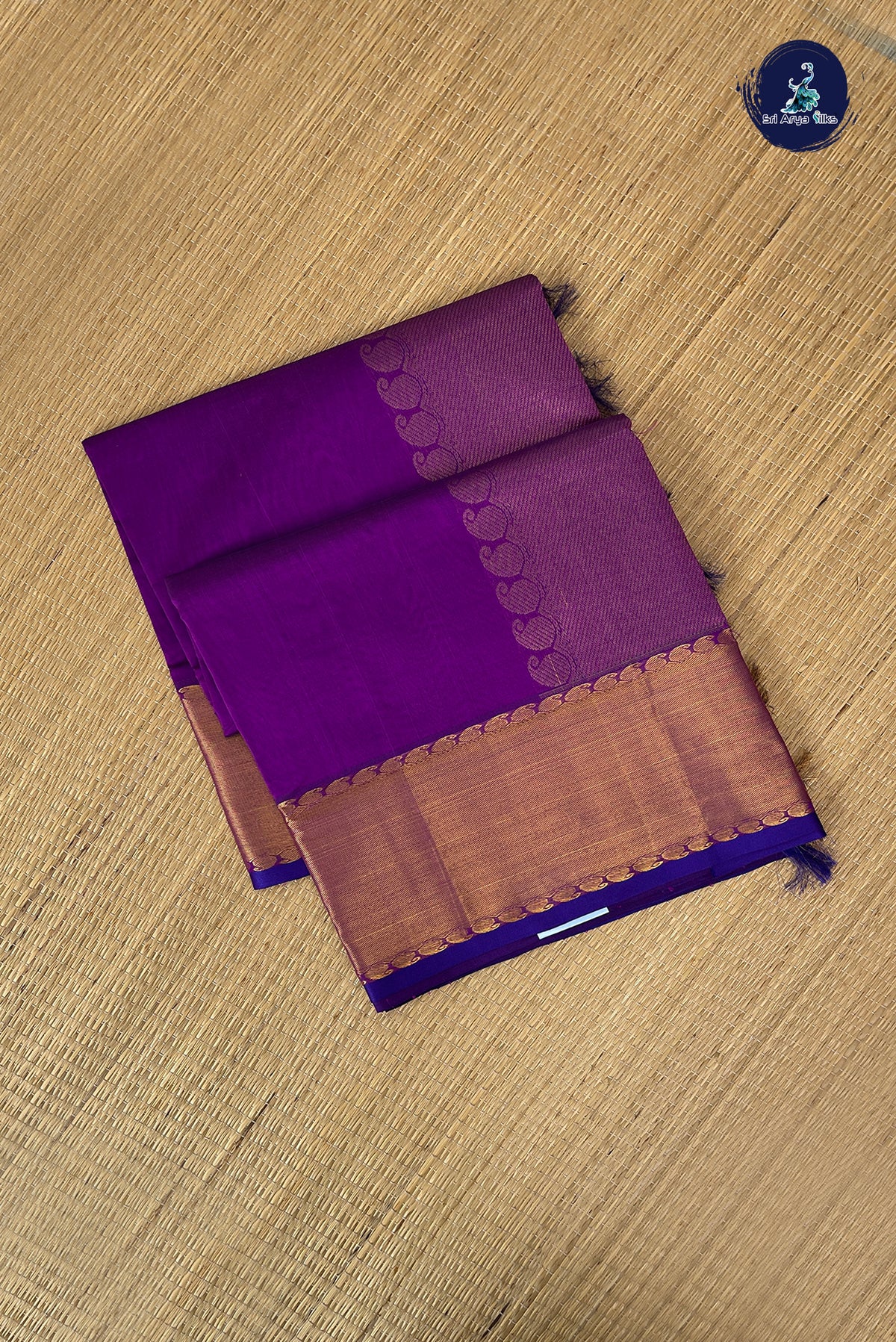 Violet Bridal Silk Cotton Saree With Plain Pattern