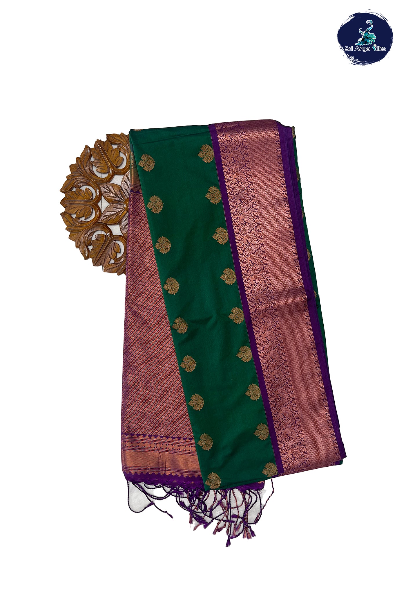 Wedding collection Kancipuram pure silk sarees from Kumaran Silk Madurai  contact or whatsapp 09442269972 Email k… | Pure silk sarees, Pure products,  India fashion