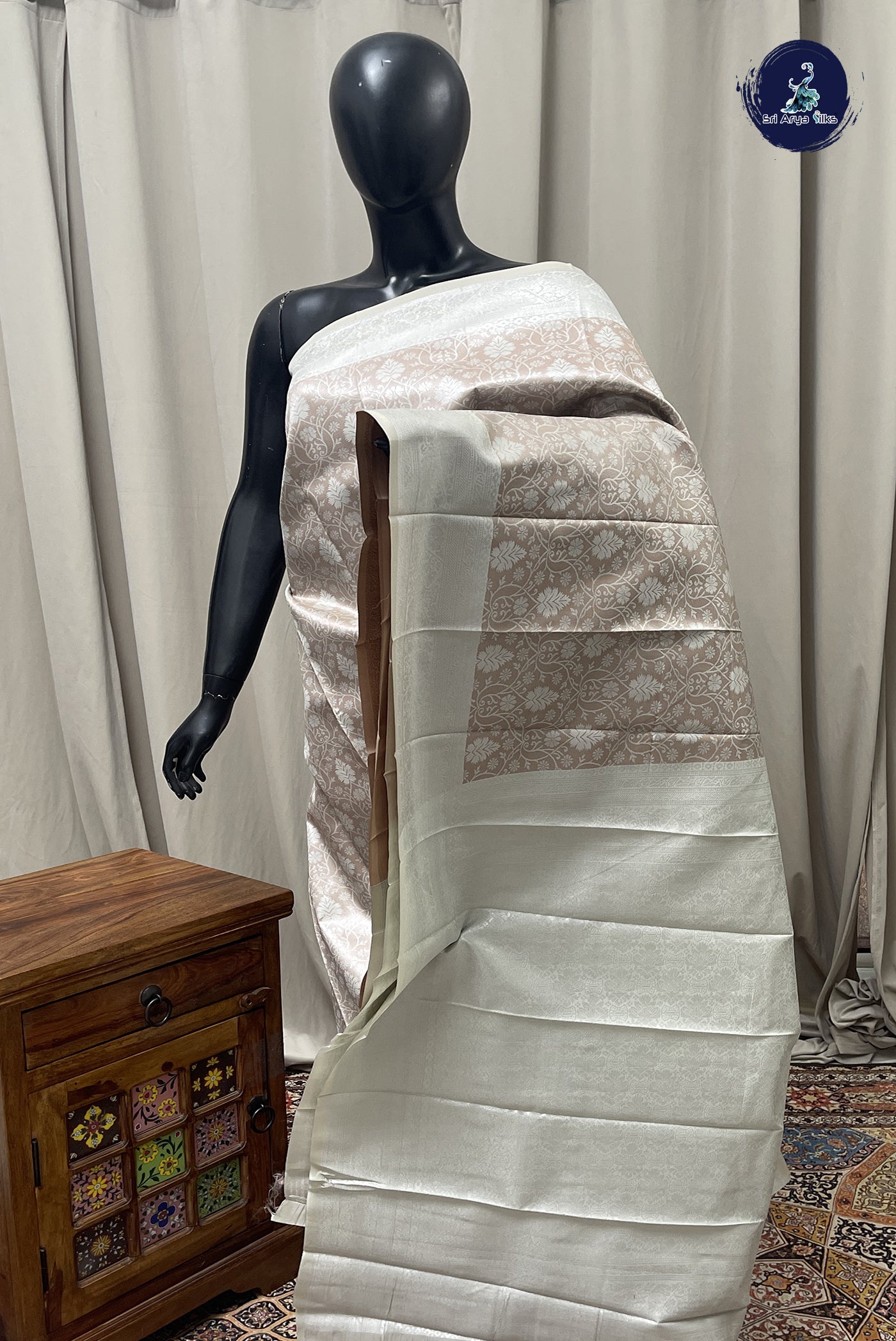 Light Brown Semi Soft Silk Saree With Jacquard Pattern