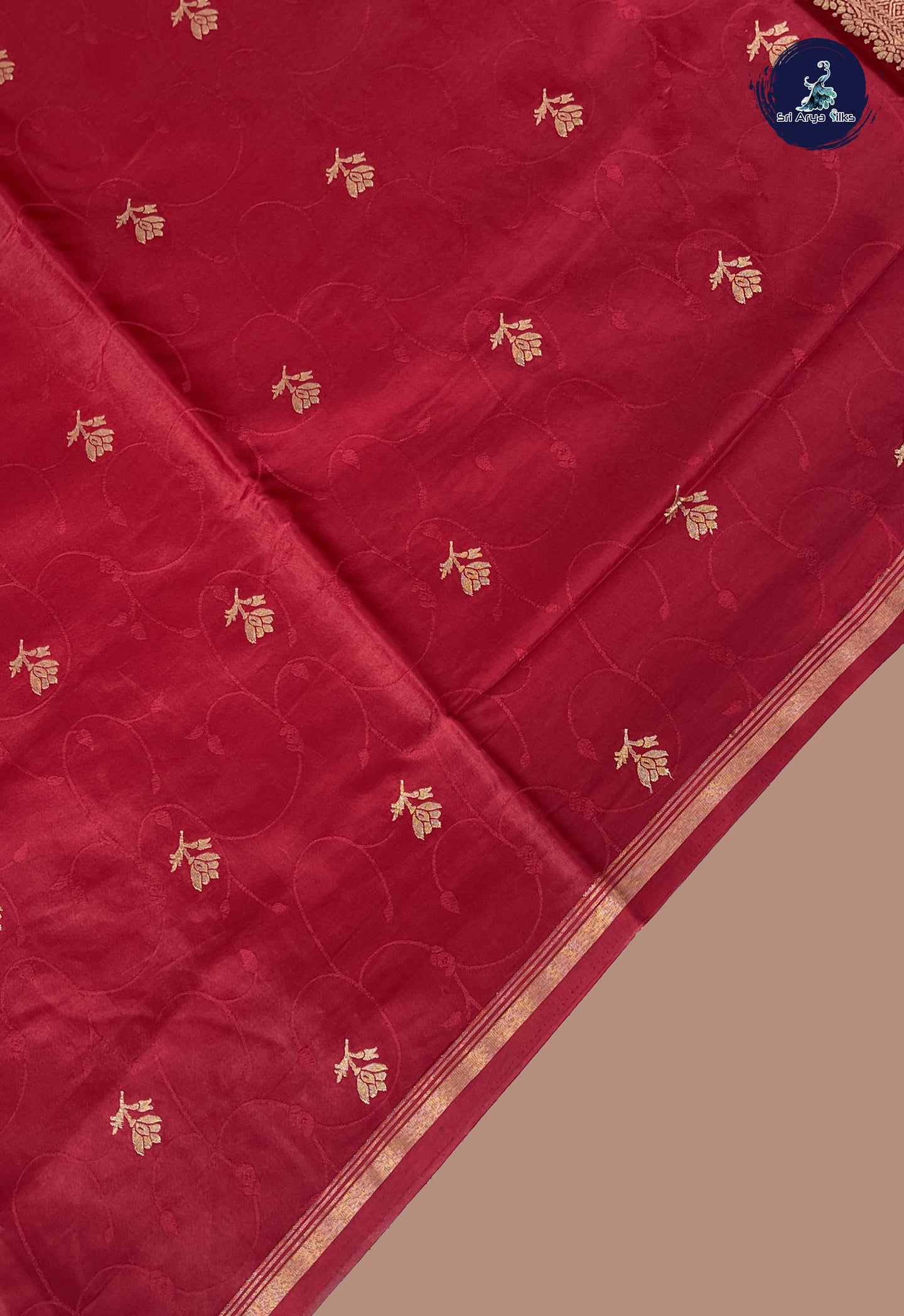 Maroon Semi Soft Silk Saree With Embossed Pattern