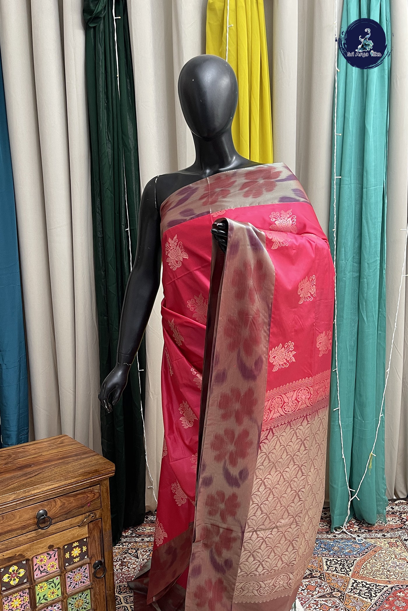 Magenta Pink Semi Soft Silk Saree With Zari Buttas Pattern