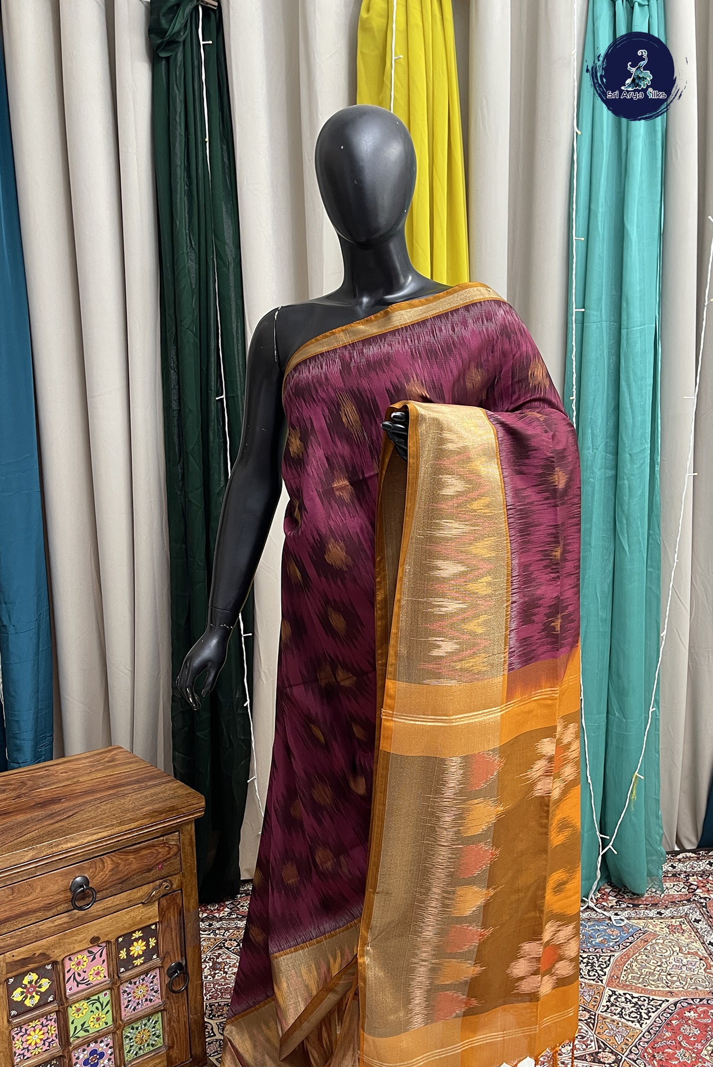 Semi Soft Silk Saree With Ikat Pattern