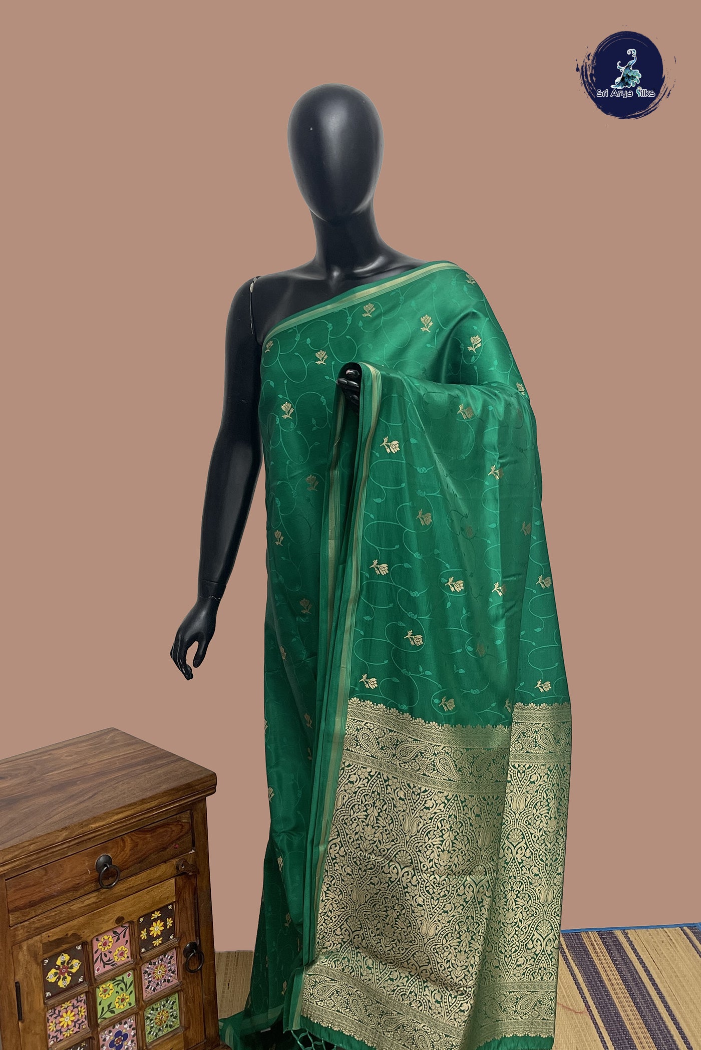 Green Semi Silk Saree With Embossed Pattern