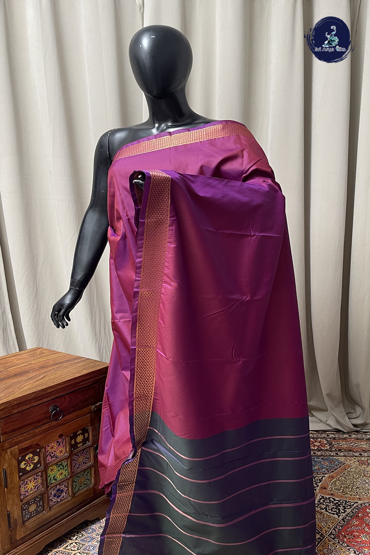 Pinkish Maroon Semi Silk Saree With Plain Pattern