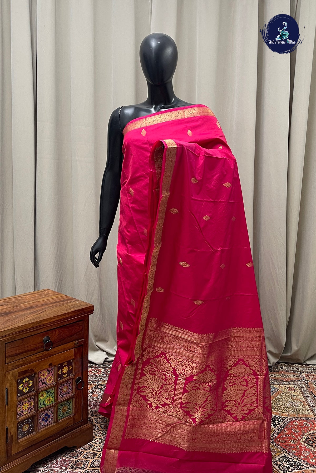 Reddish Pink Semi Silk Saree With Zari Buttas Pattern