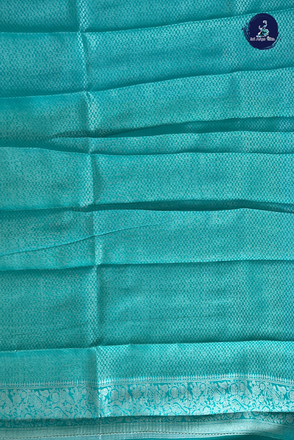 Yellowish Green Semi Silk Saree With Jacquard Pattern