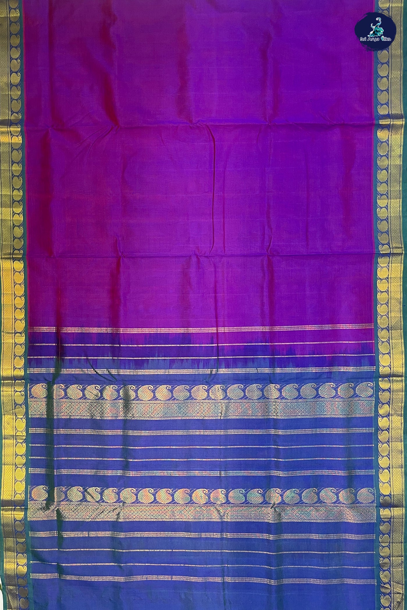 Dual Tone Purple 10 Yards Silk Cotton Saree With Plain Pattern