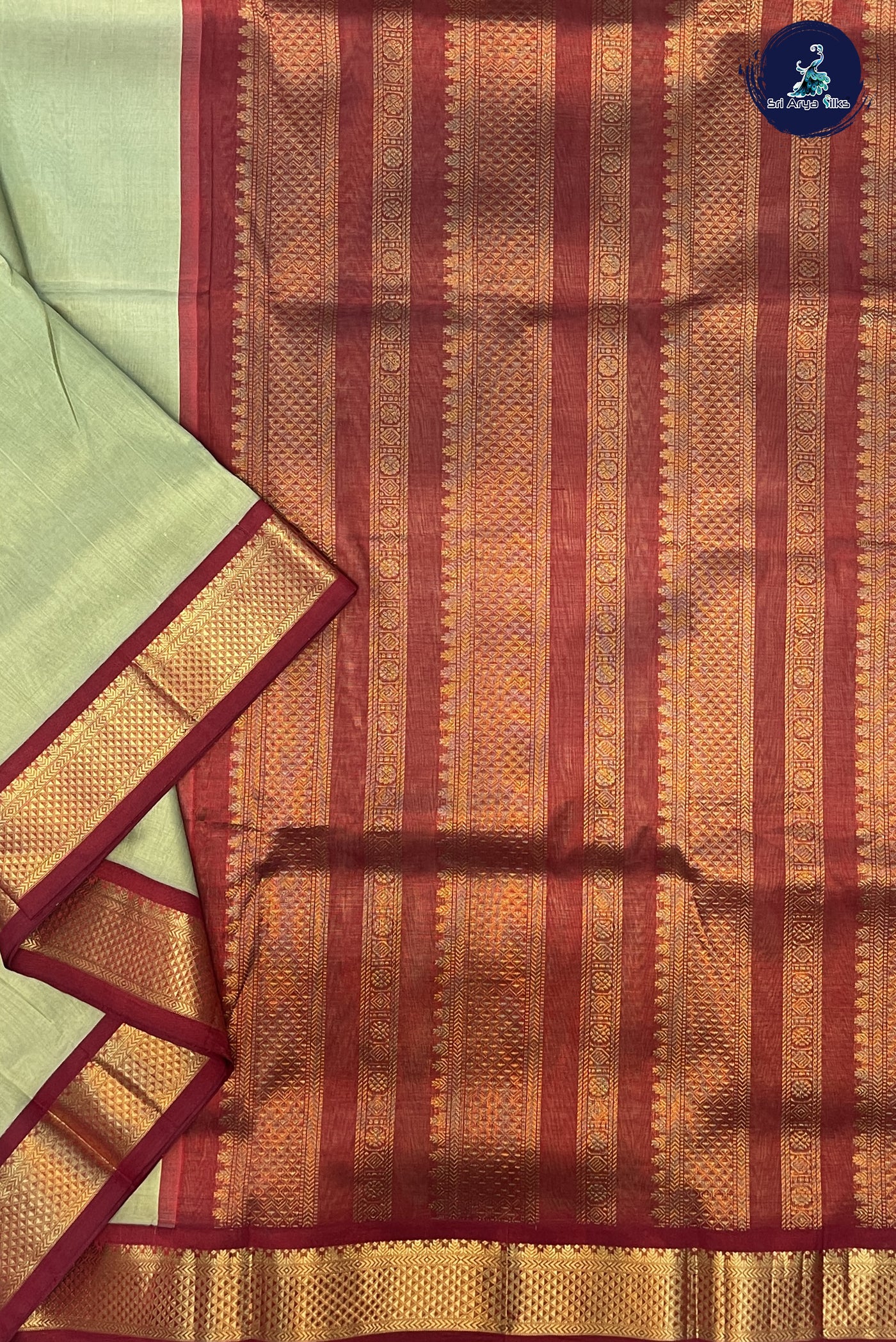 Elaichi Green Madisar Silk Cotton Saree With Plain Pattern