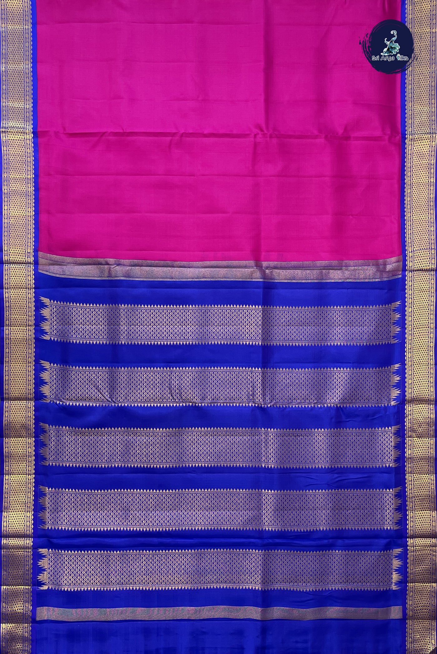 Magenta Pink Madisar 10 Yards Silk Saree With Plain Pattern