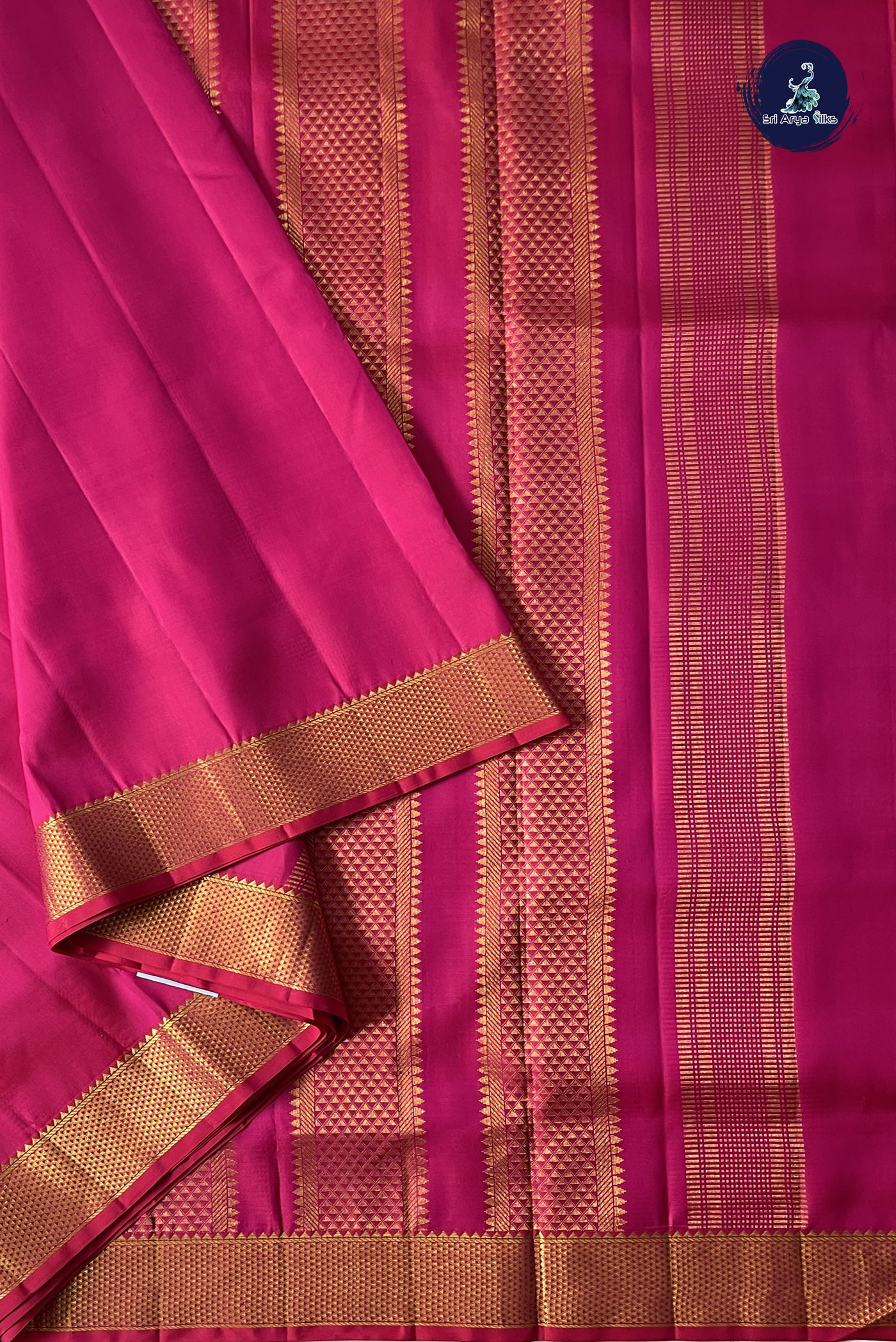 Magenta Pink Madisar 10 Yards Silk Saree With Plain Pattern