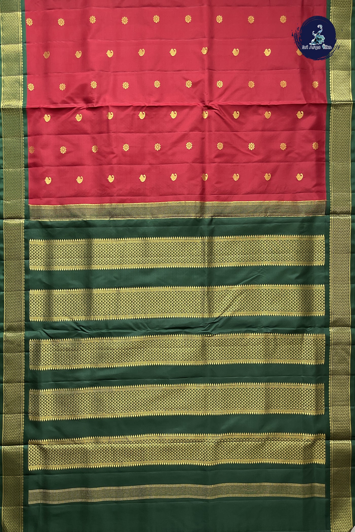 Arakku Madisar 10 Yards Silk Saree With Zari Buttas Pattern