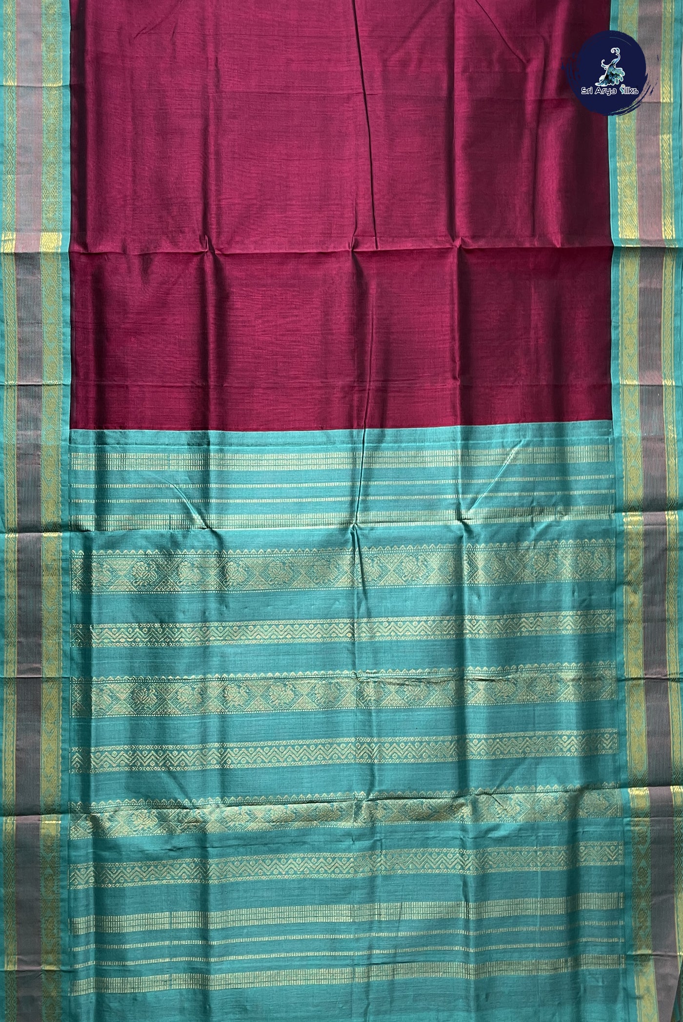 BeetRoot Shade 10 Yards Silk Cotton Saree With Plain Pattern