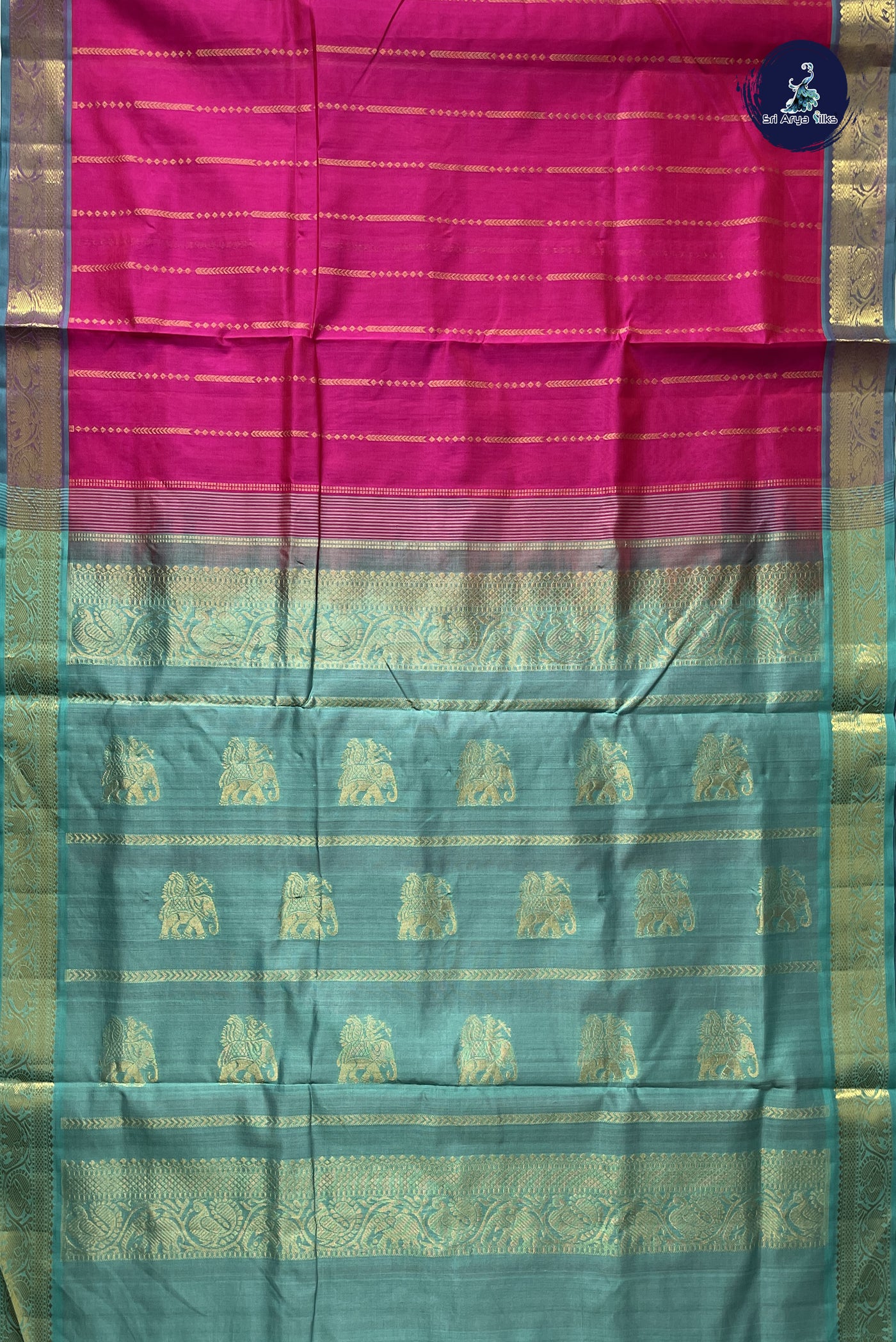 Magenta 10 Yards Silk Cotton Saree With Stripes Pattern