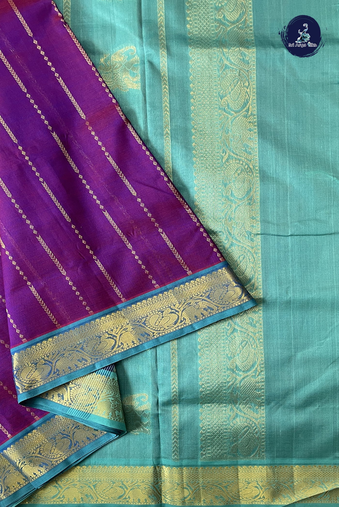 Dual Tone Purple 10 Yards Silk Cotton Saree With Stripes Pattern