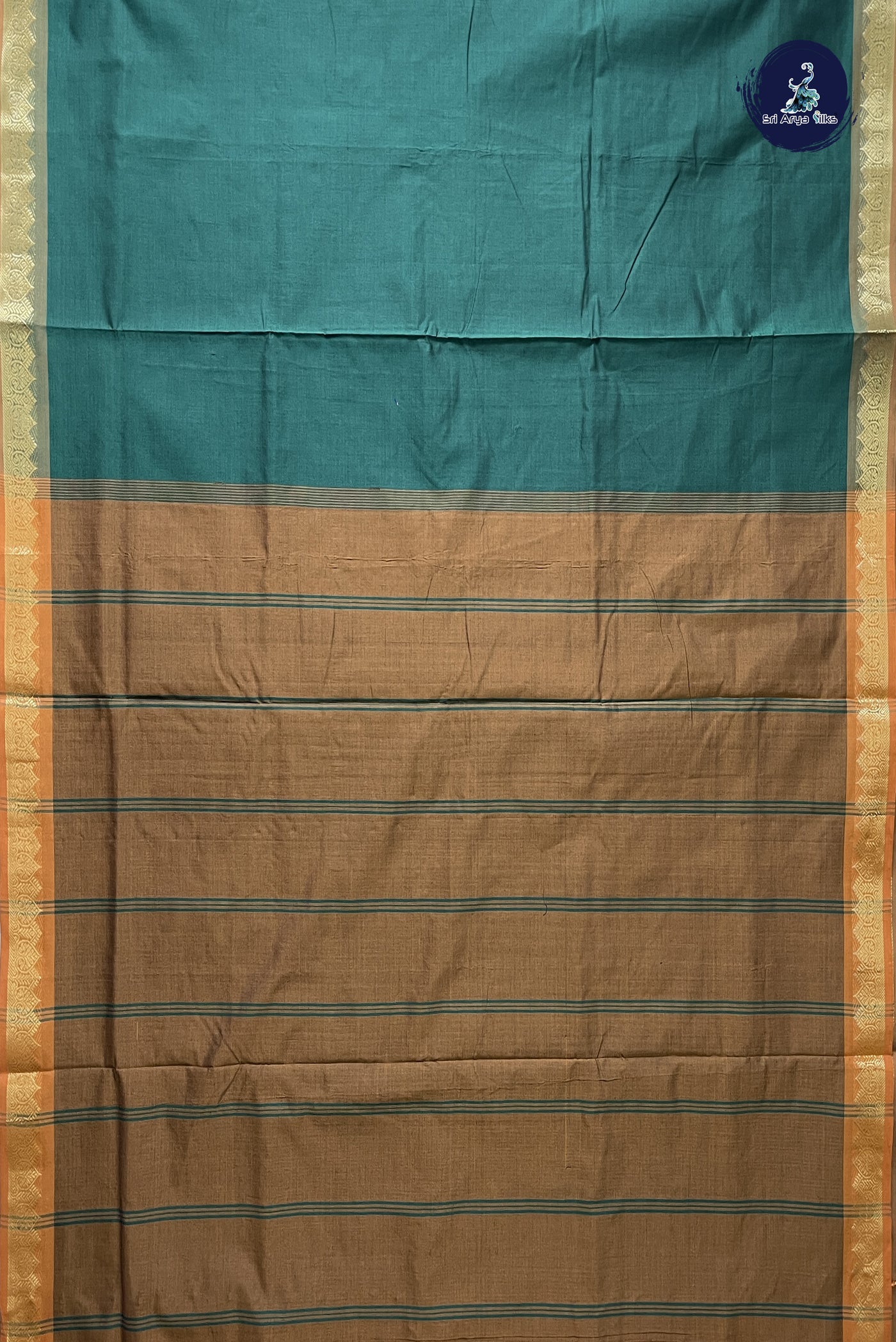 Dark Green 10 Yards Silk Cotton Saree With Plain Pattern