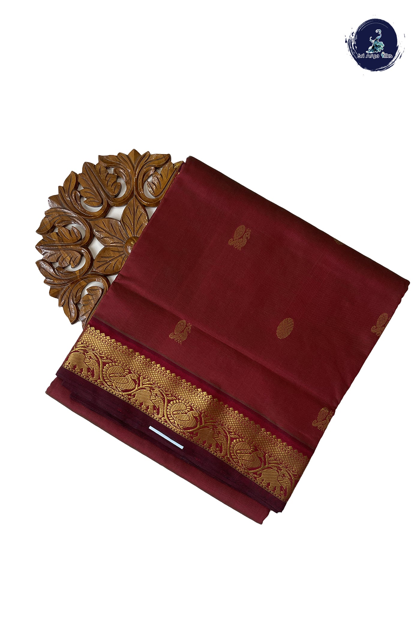 Arakku 10 Yards Silk Cotton Saree With Buttas Pattern