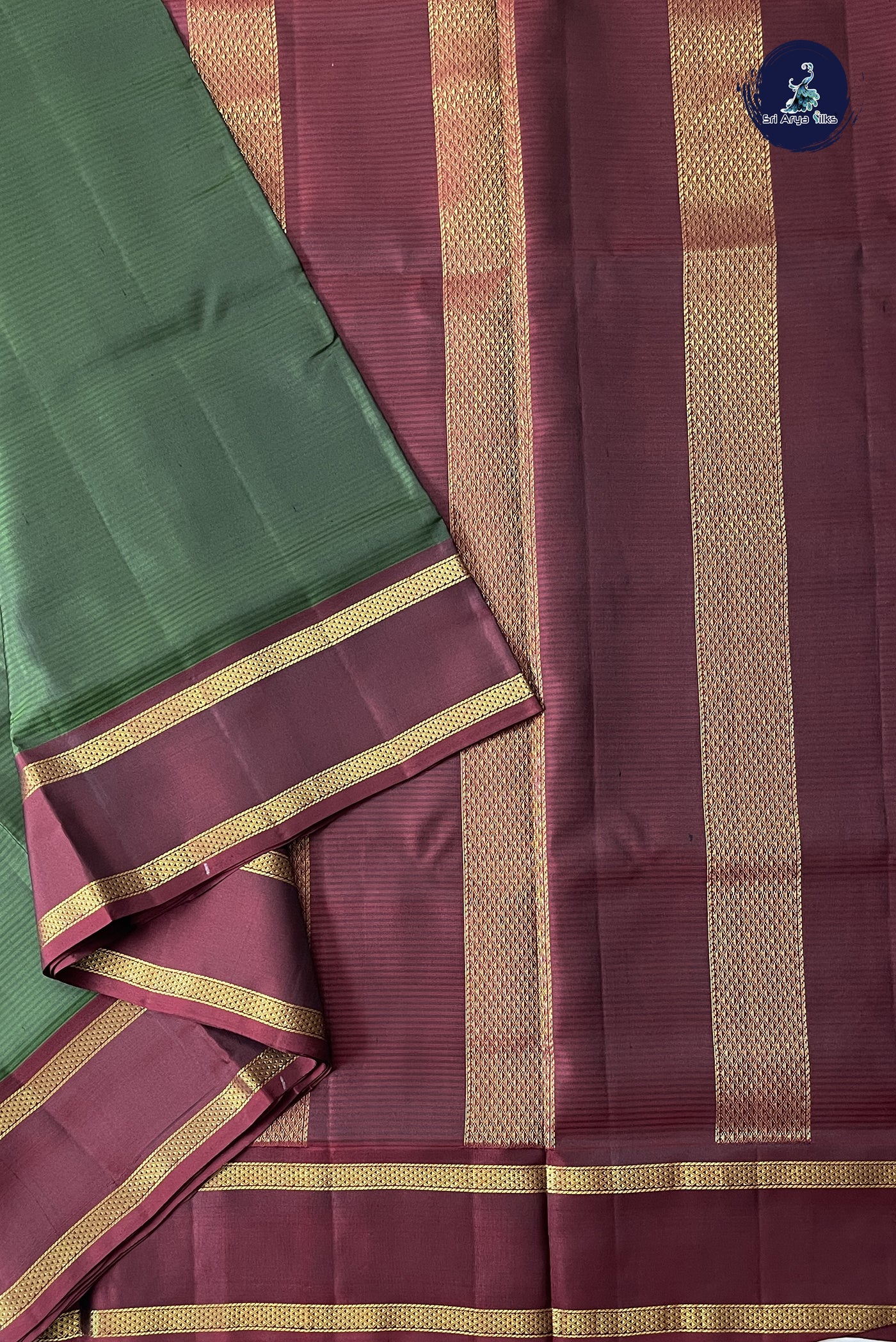 Green Madisar 10 Yards Silk Saree With Doria Lines Pattern