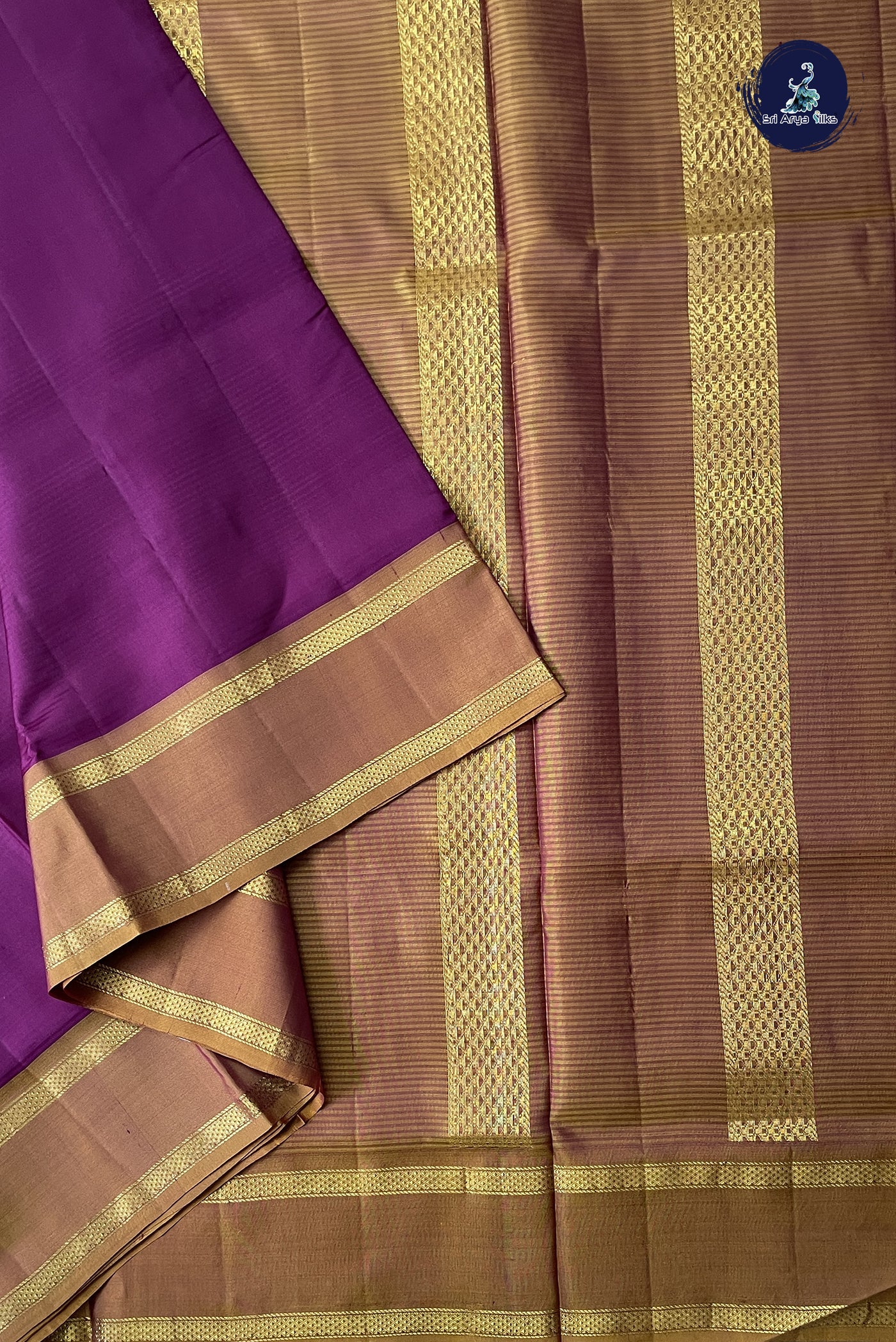 Magenta Madisar 10 Yards Silk Saree With Doria Lines Pattern