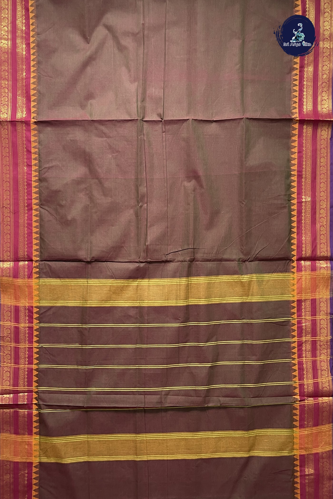 Manthulir 10 Yards Madisar Cotton Saree With Plain Pattern