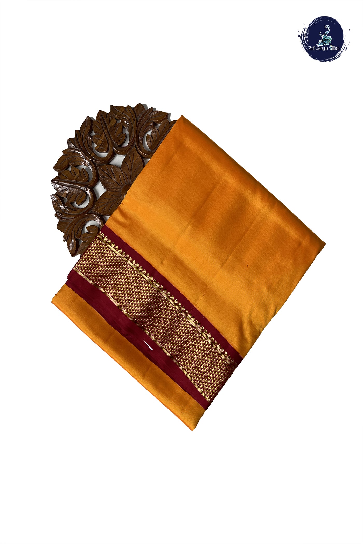 Yellow Madisar 10 Yards Silk Saree With Plain Pattern