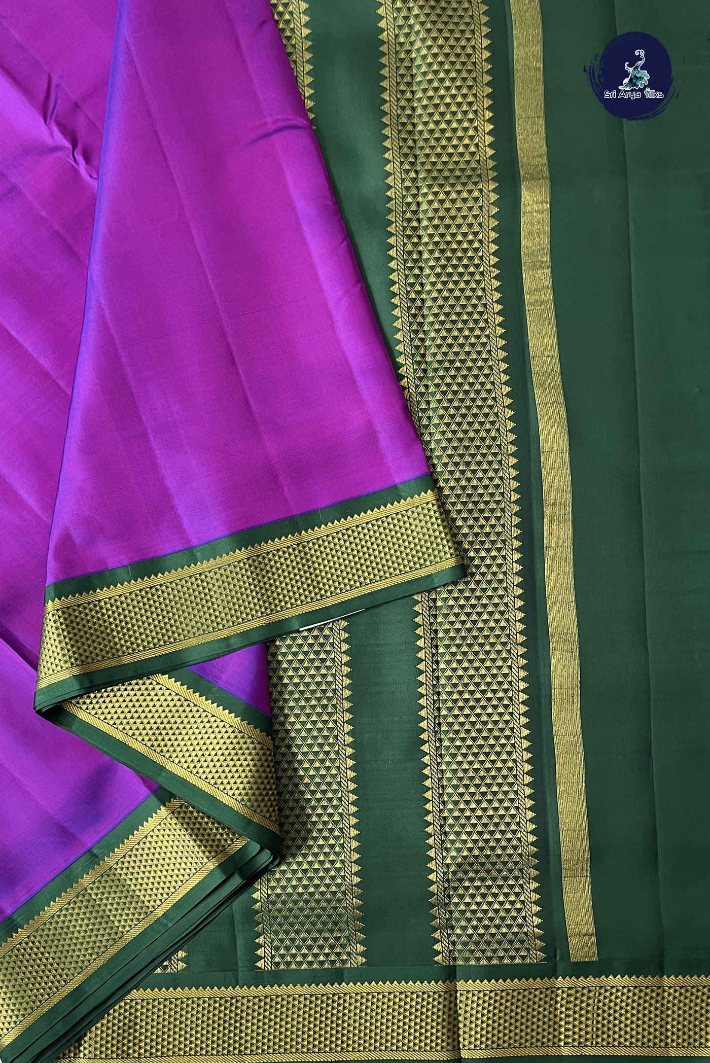 Dual Tone Purple Madisar 10 Yards Silk Saree With Plain Pattern