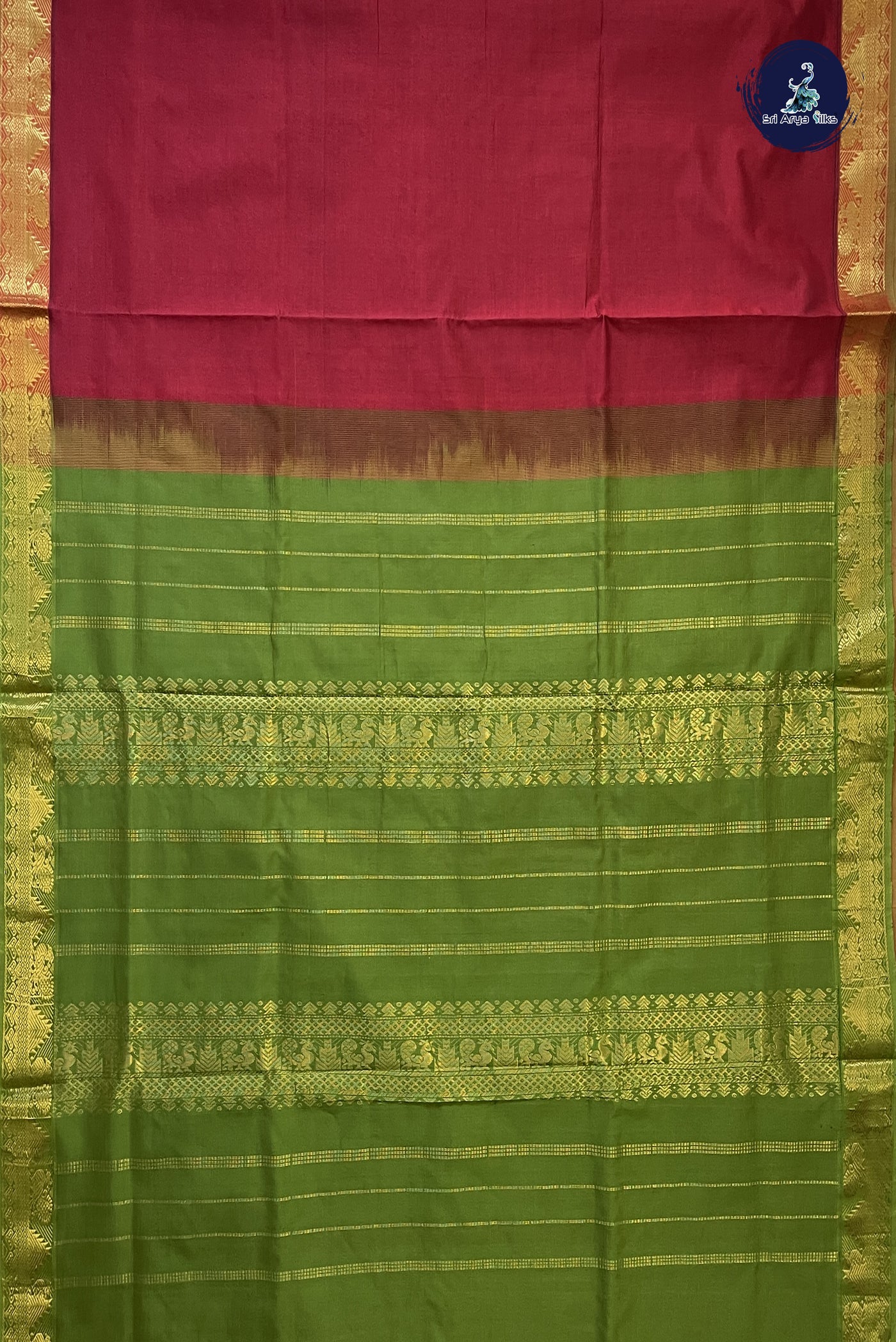 Maroon 10 Yards Silk Cotton Saree With Plain Pattern