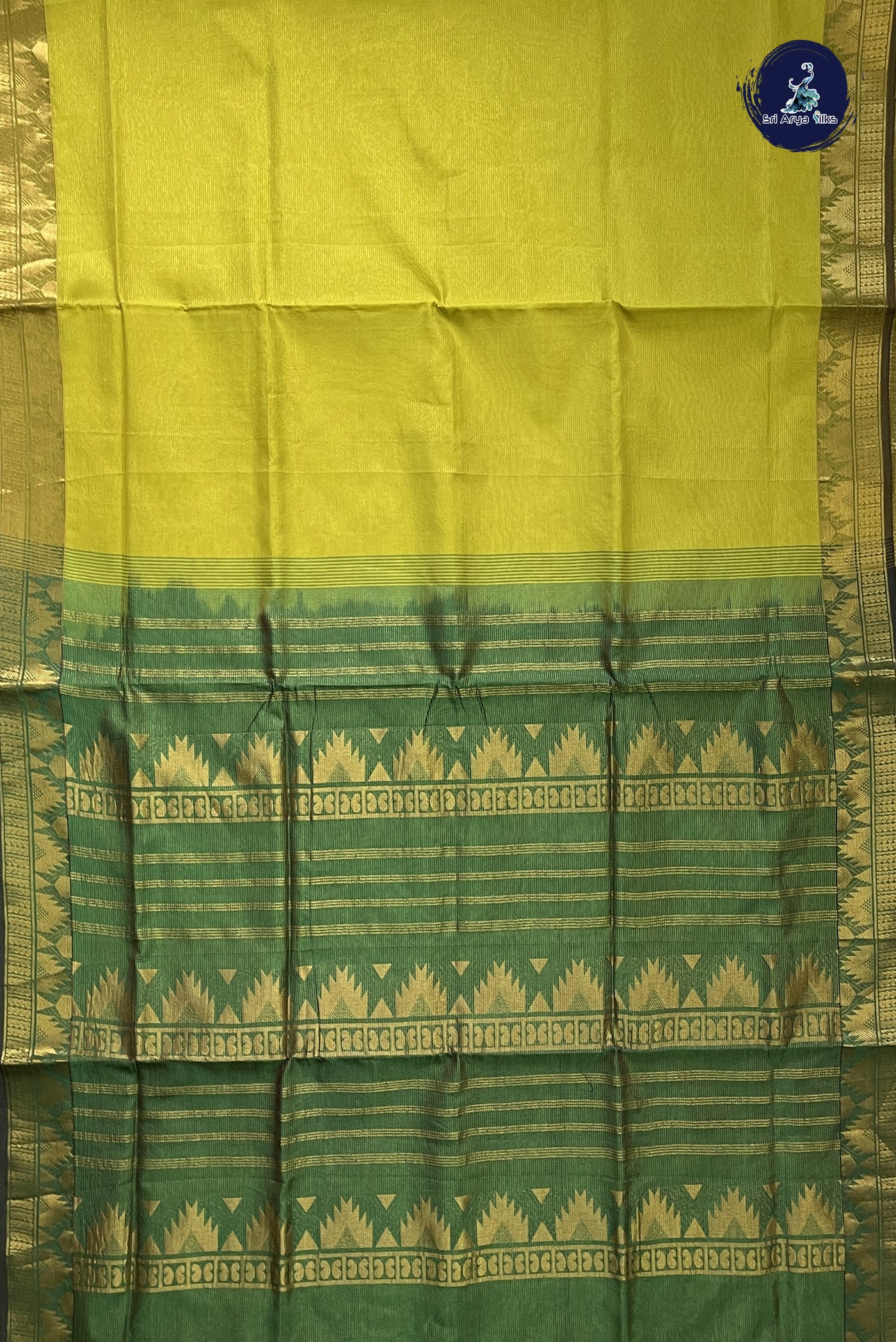 Mustard Yellow 10 Yards Silk Cotton Saree With Plain Pattern