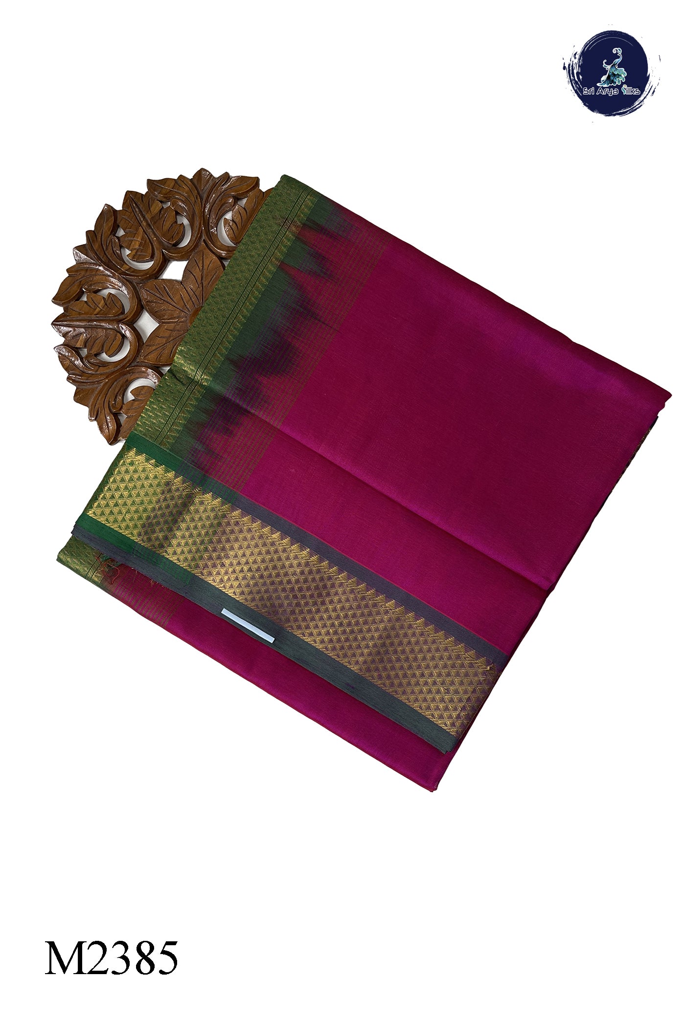 Magenta Pink 10 Yards Silk Cotton Saree With Plain Pattern