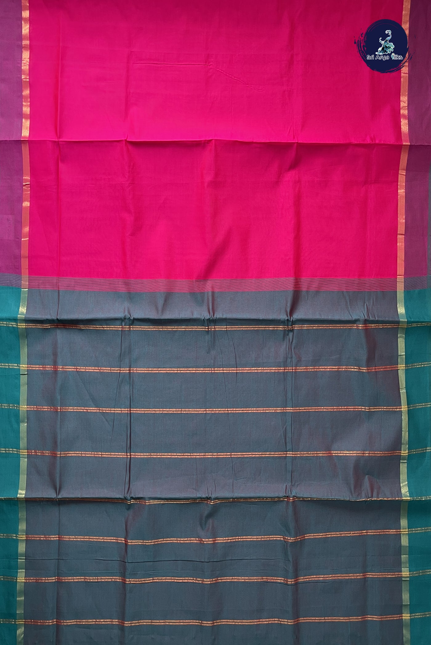 Dark Pink 10 Yards Silk Cotton Saree With Plain Pattern