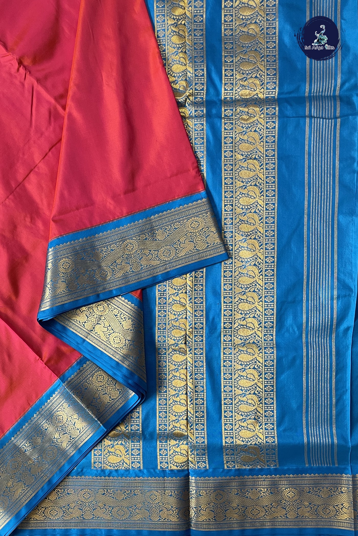 Dual Tone Pink Madisar 10 Yards Silk Saree With Plain Pattern