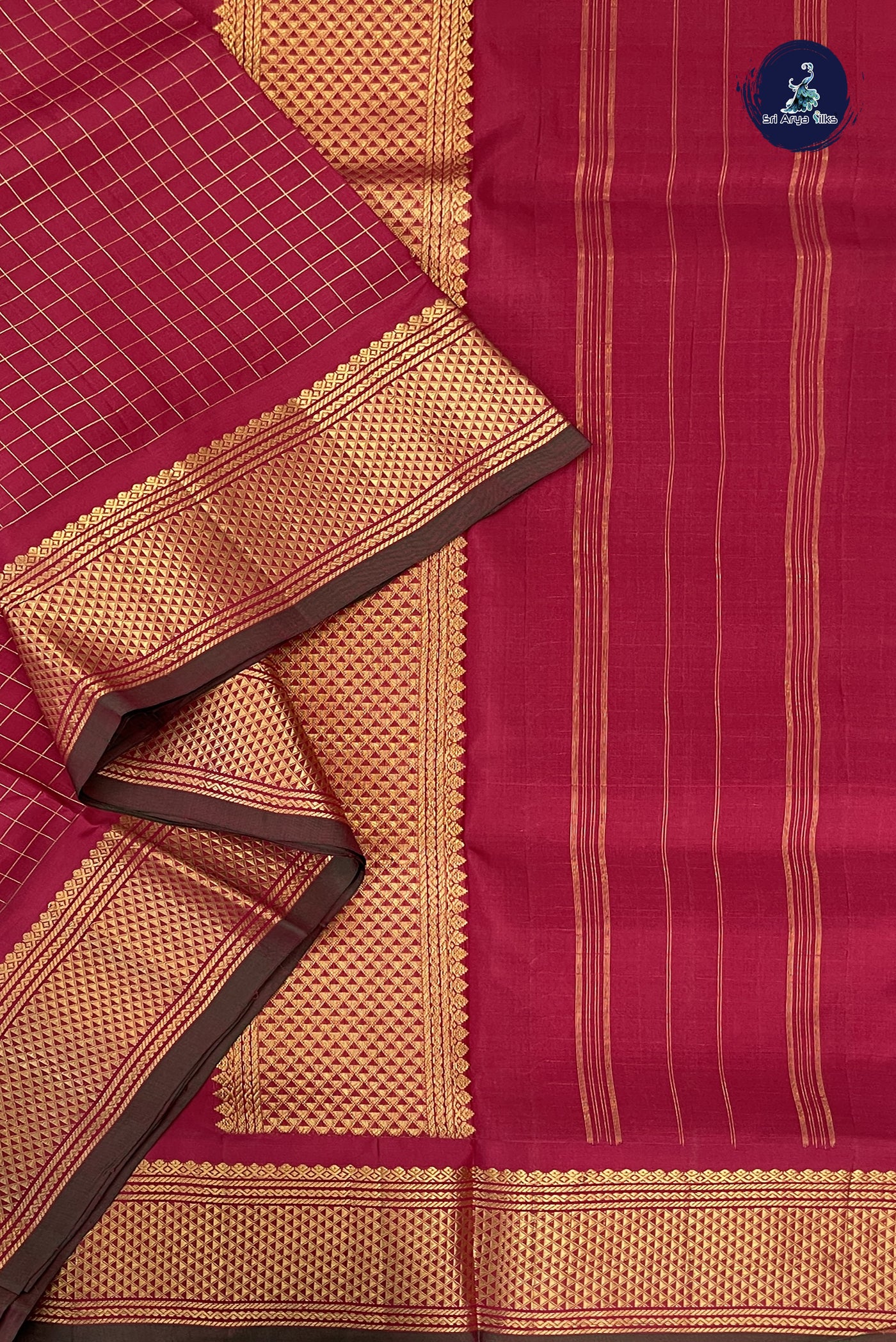 Arakku Madisar 10 Yards Silk Saree With Zari Checked Pattern