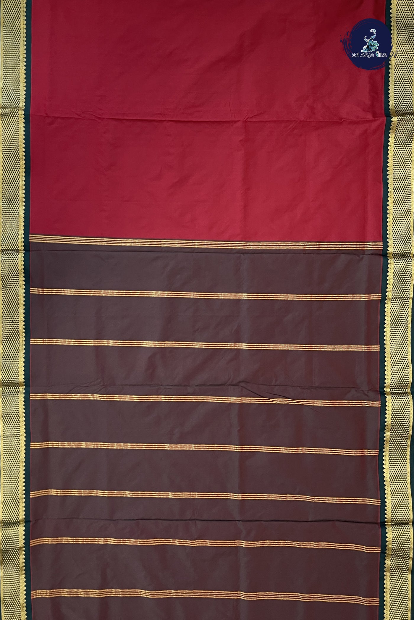 Arakku Madisar Semi Silk Saree With Plain Pattern