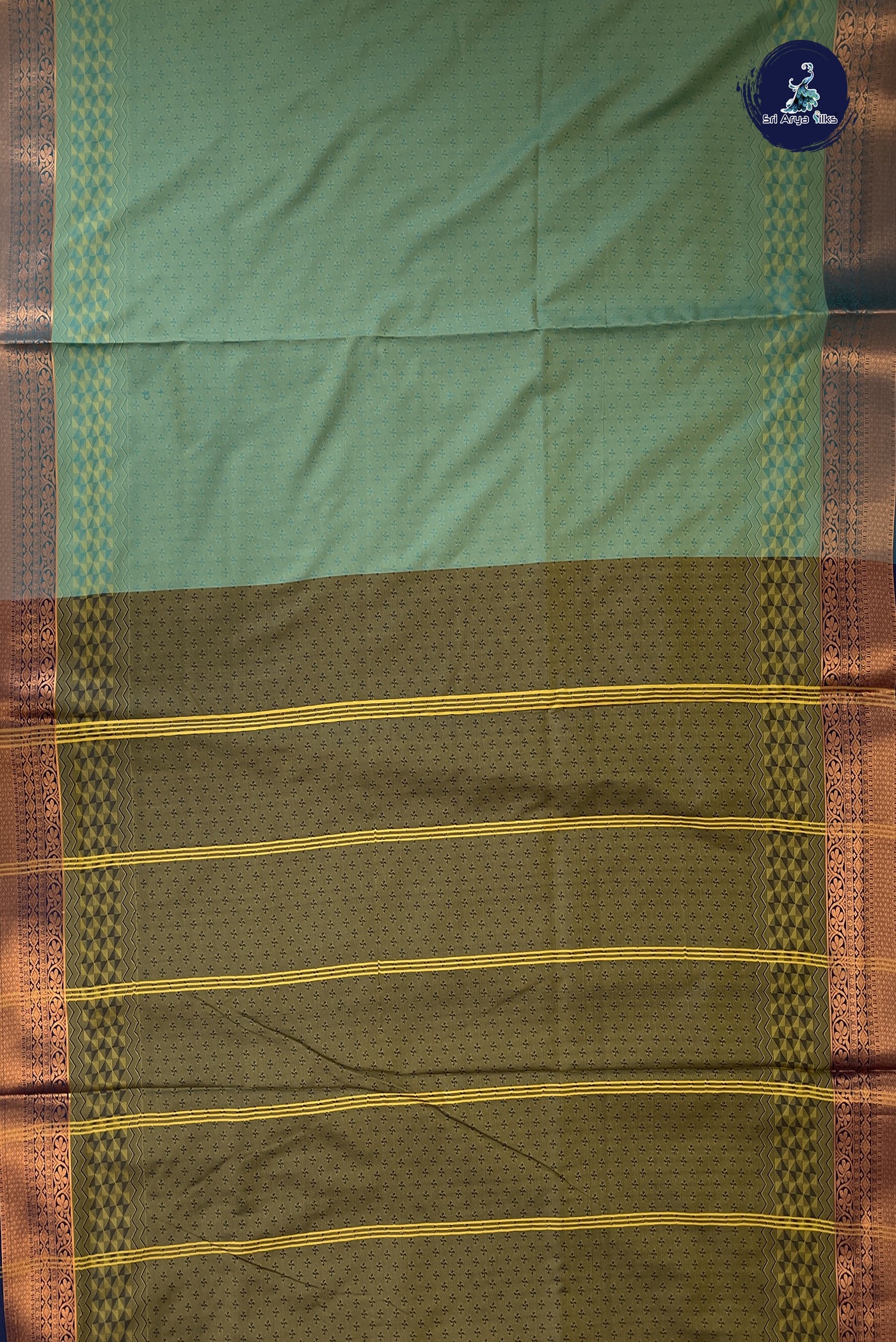 Dual Tone Green Madisar Semi Silk Saree With Embossed Pattern