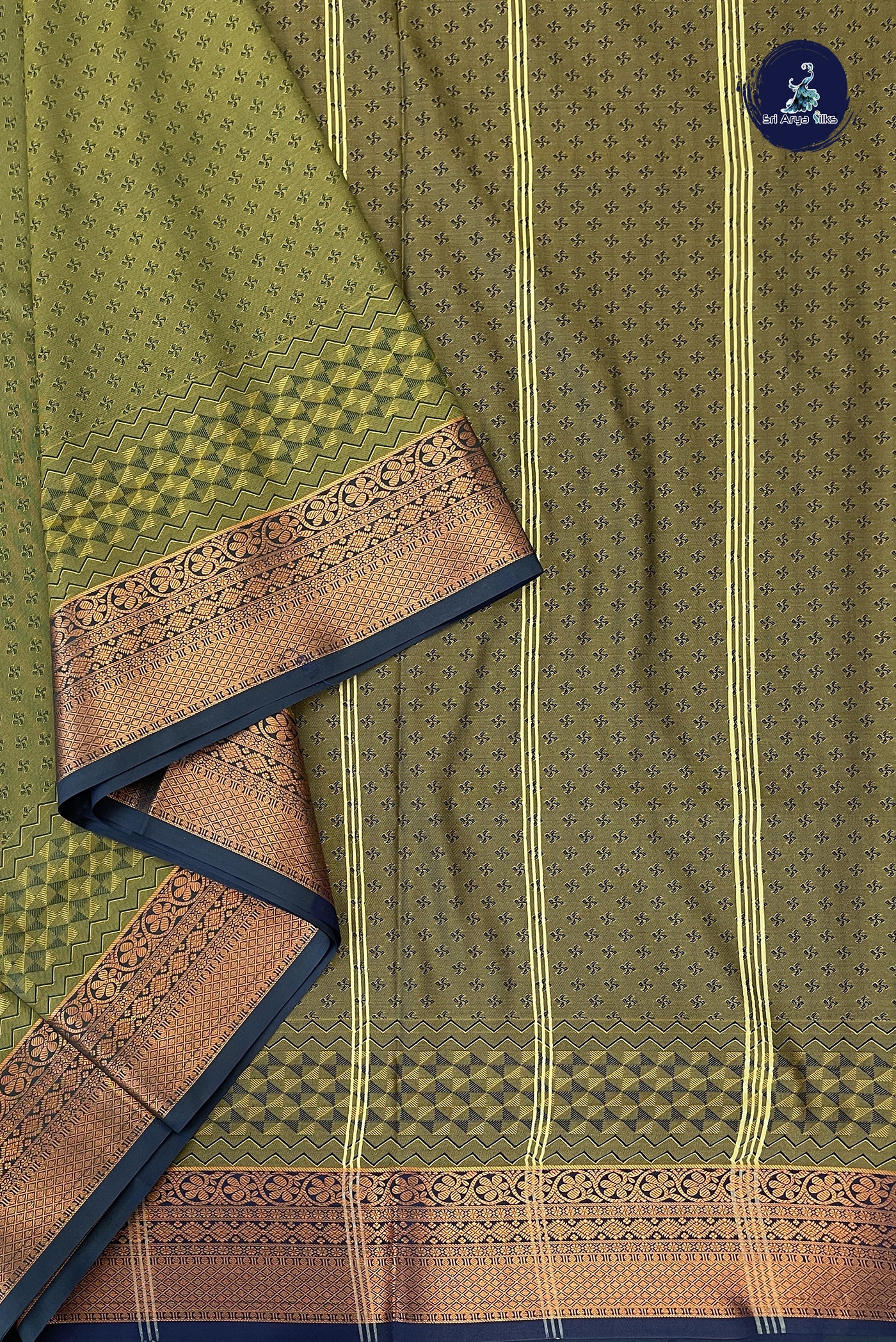 Dual Tone Mehendi Green Madisar Semi Silk Saree With Embossed Pattern