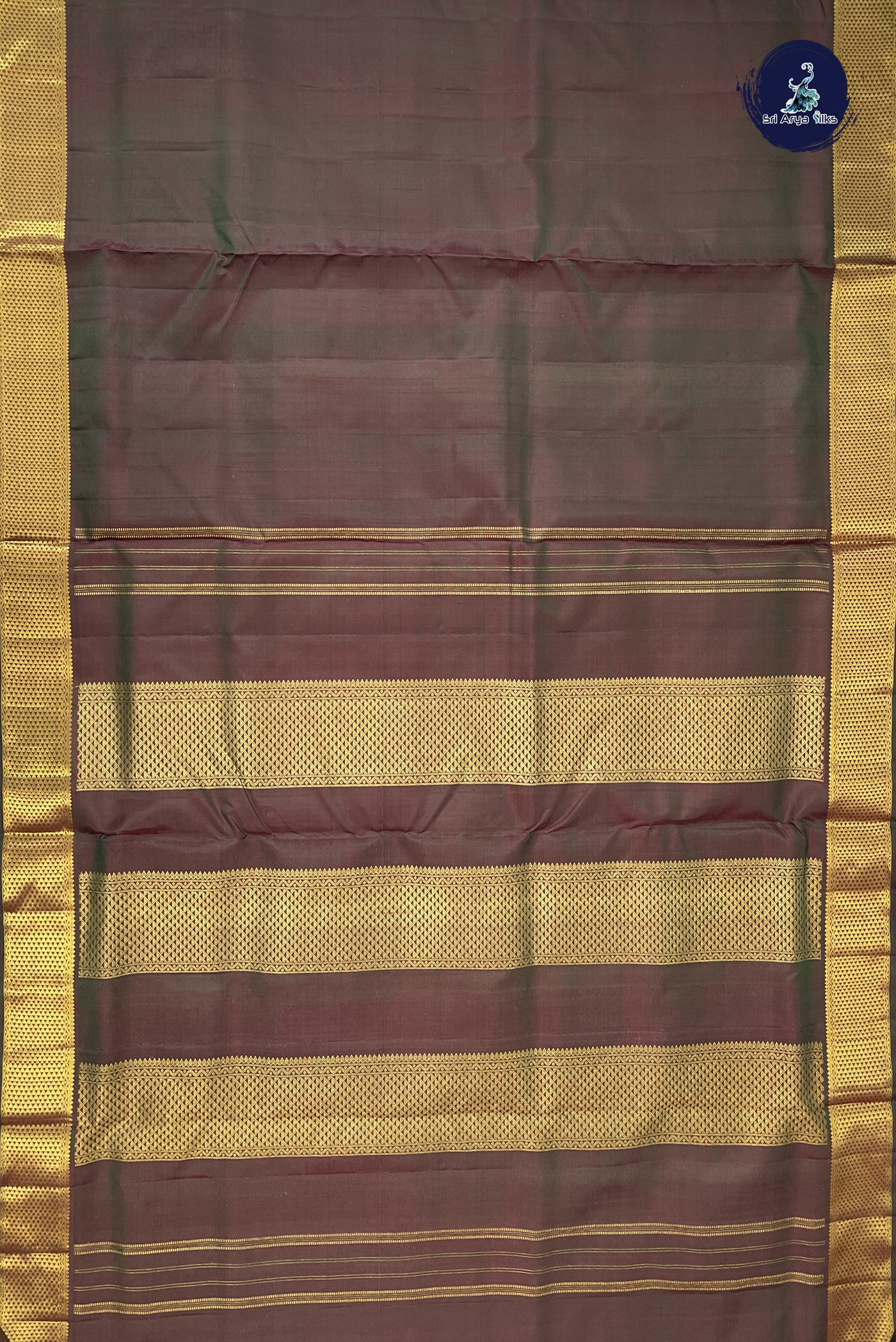 Manthulir Madisar 10 Yards Silk Saree With Plain Pattern