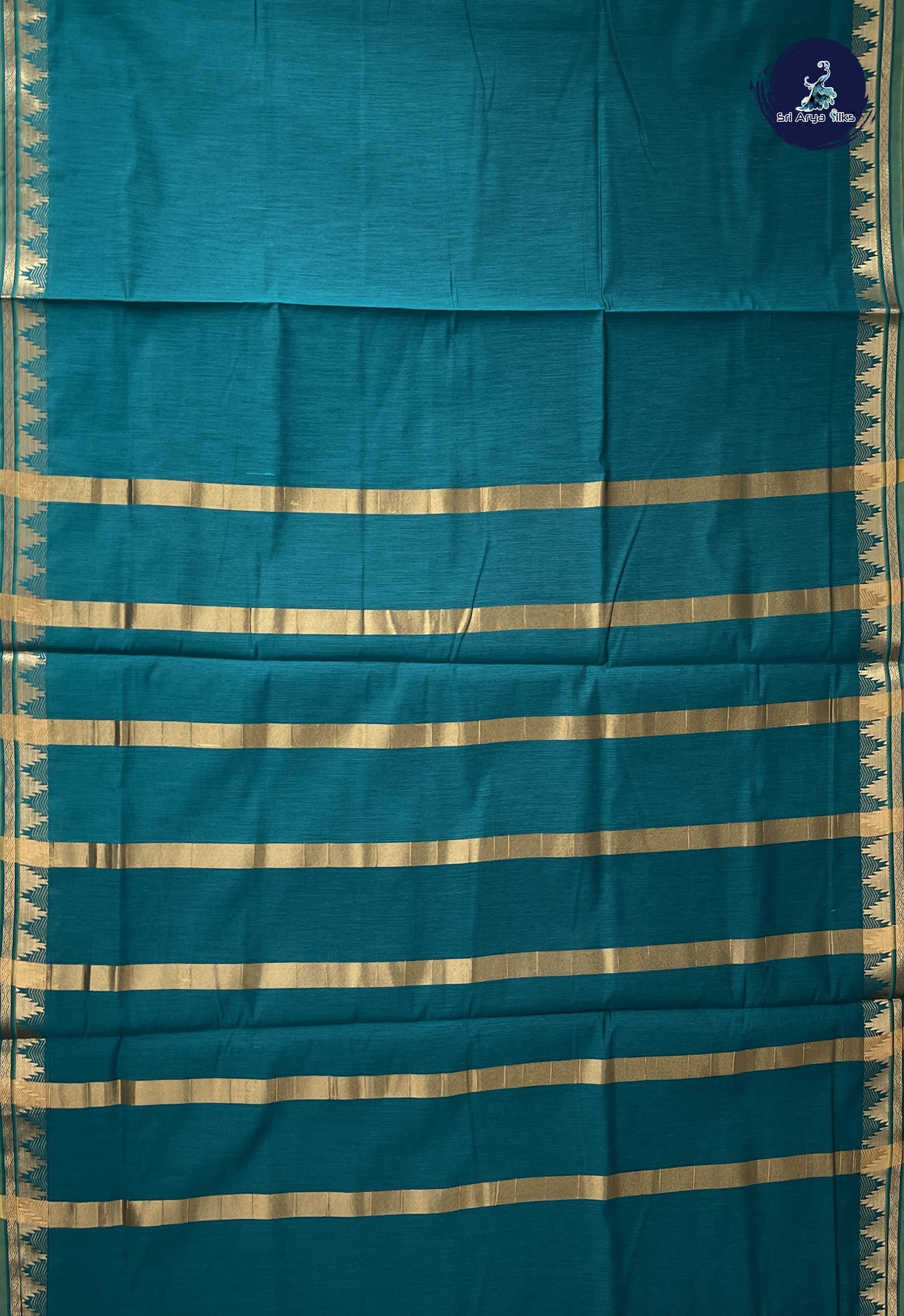 Green Madisar Semi Silk Cotton Saree With Plain Pattern