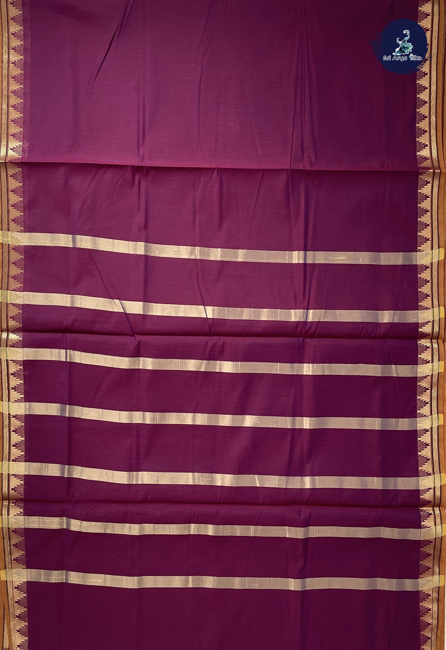 Dual Tone Wine Madisar Semi Silk Cotton Saree With Plain Pattern