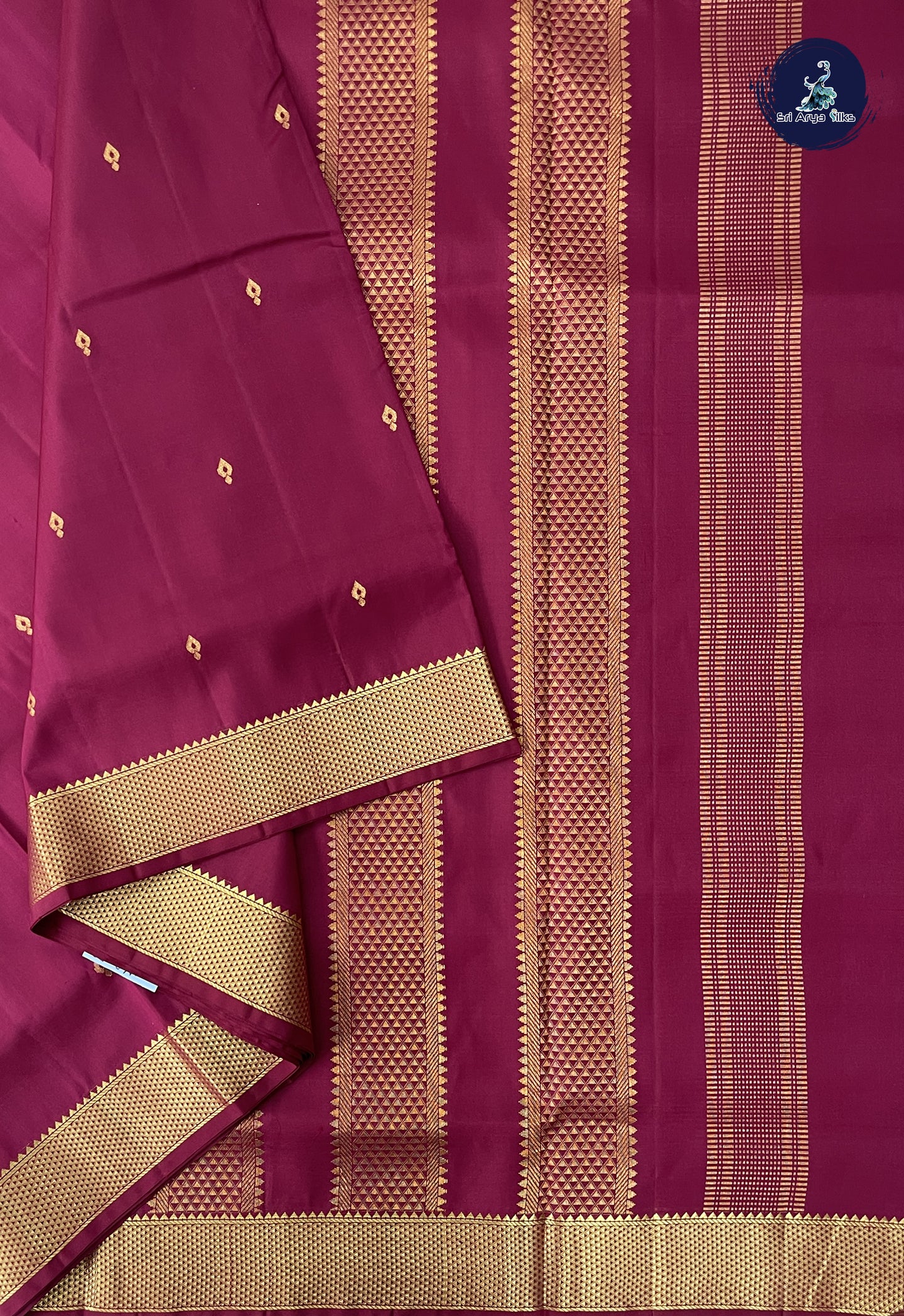 Maroon Madisar 10 Yards Silk Saree With Zari Buttas Pattern