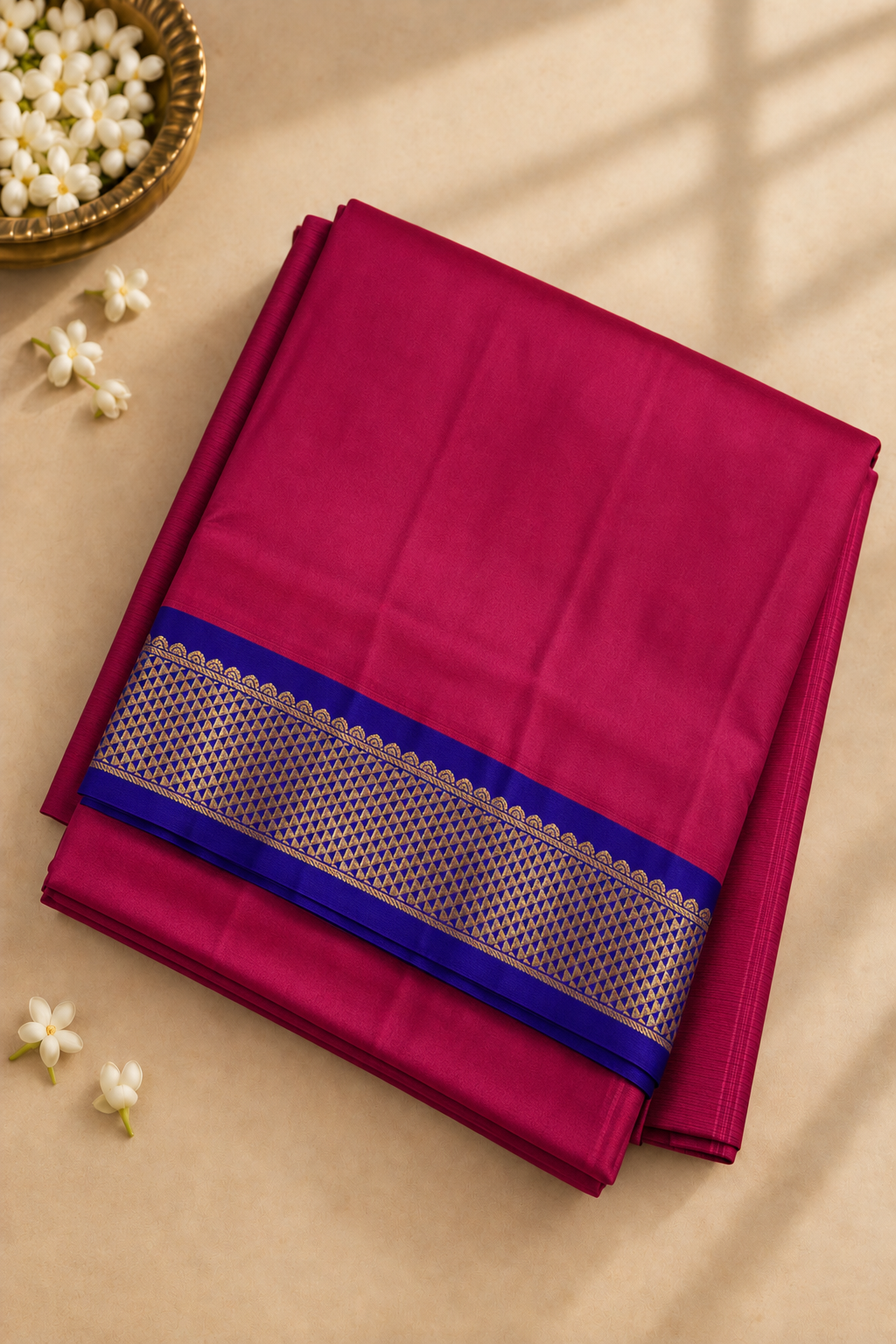 Dark Pink Madisar 10 Yards Silk Saree With Plain Pattern