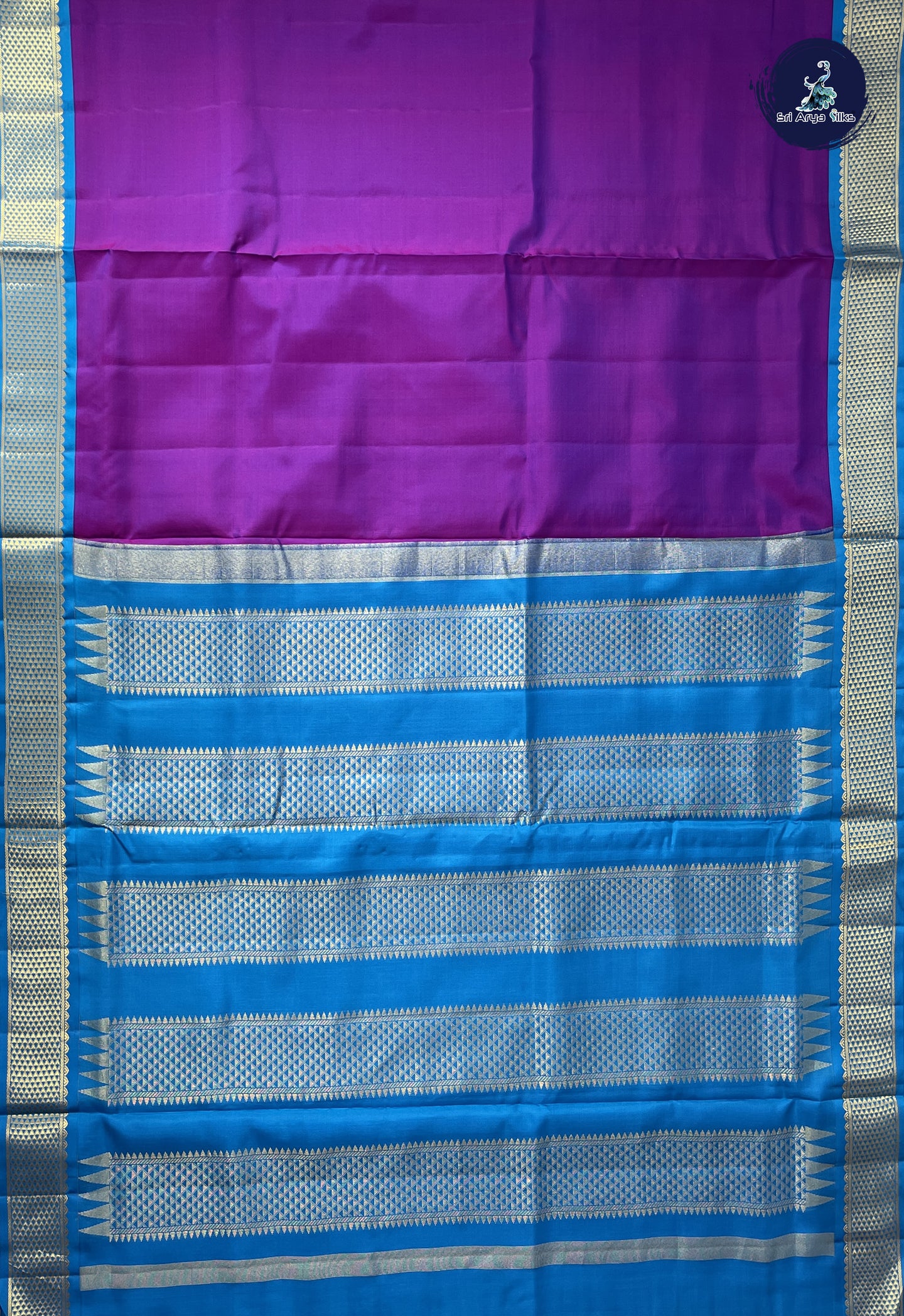 Dual Tone Purple Madisar 10 Yards Silk Saree With Plain Pattern