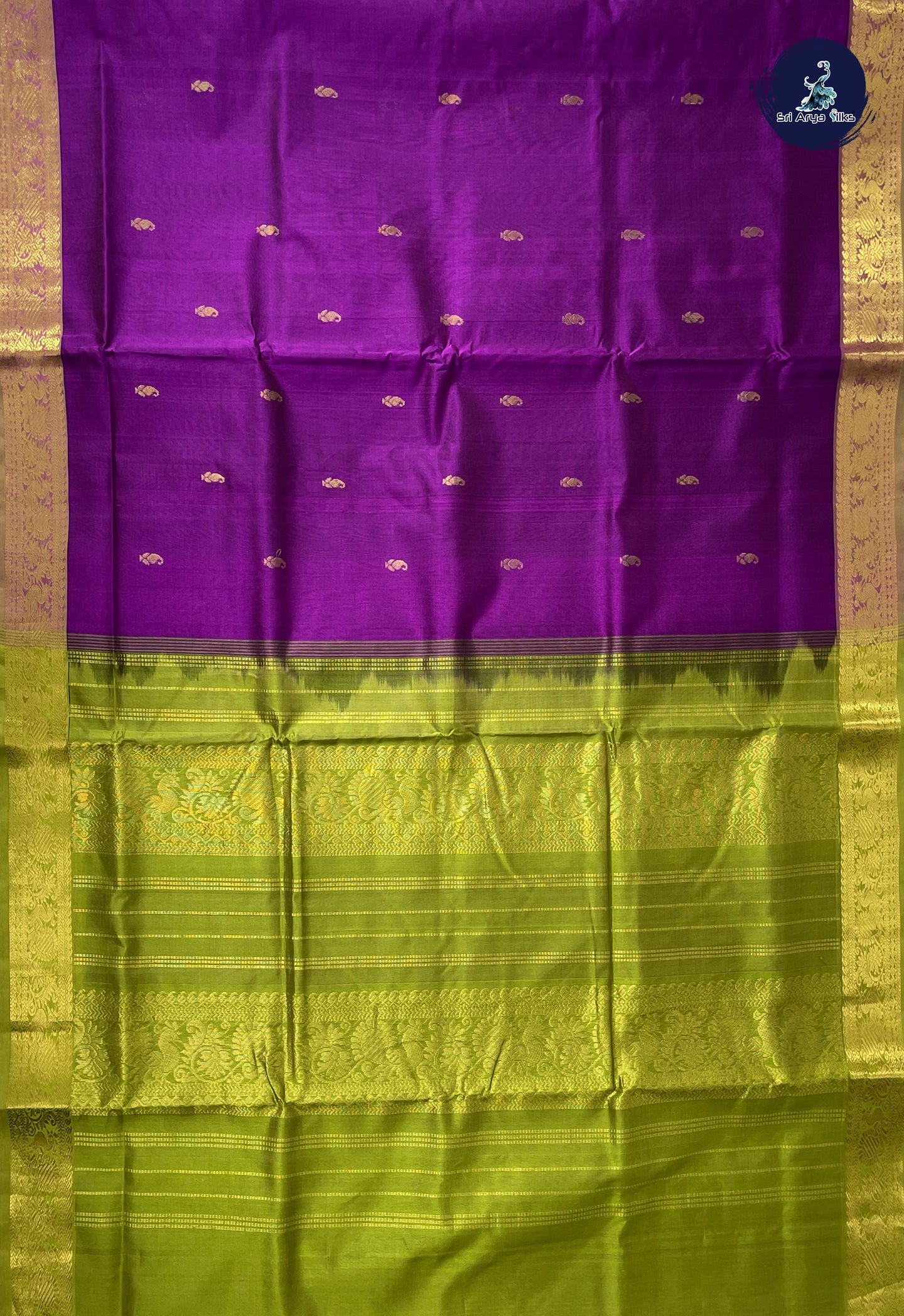Magenta Purple 10 Yards Silk Cotton Saree With Zari Buttas Pattern