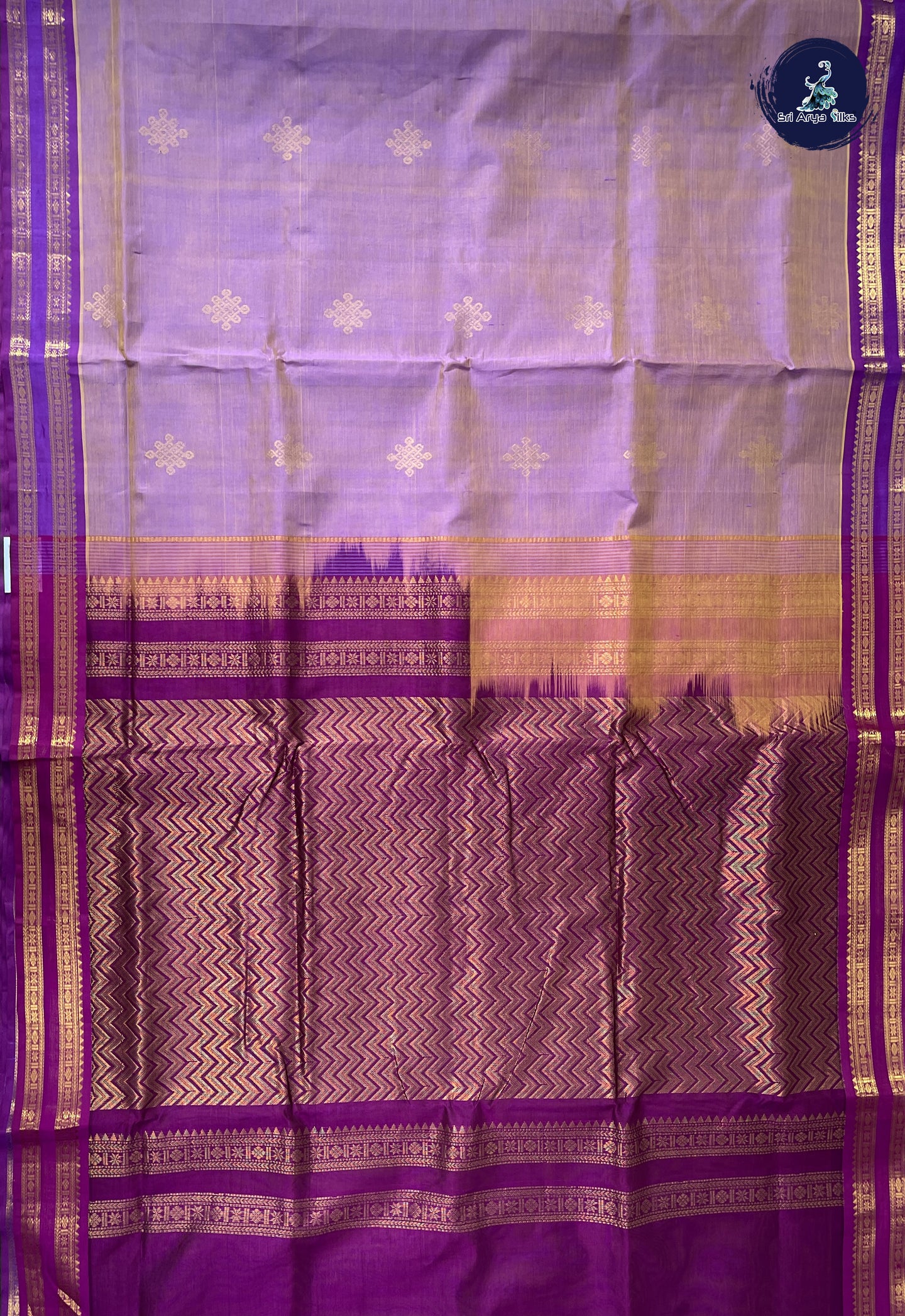 Mauve 10 Yards Silk Cotton Saree With Kolam Butta Pattern