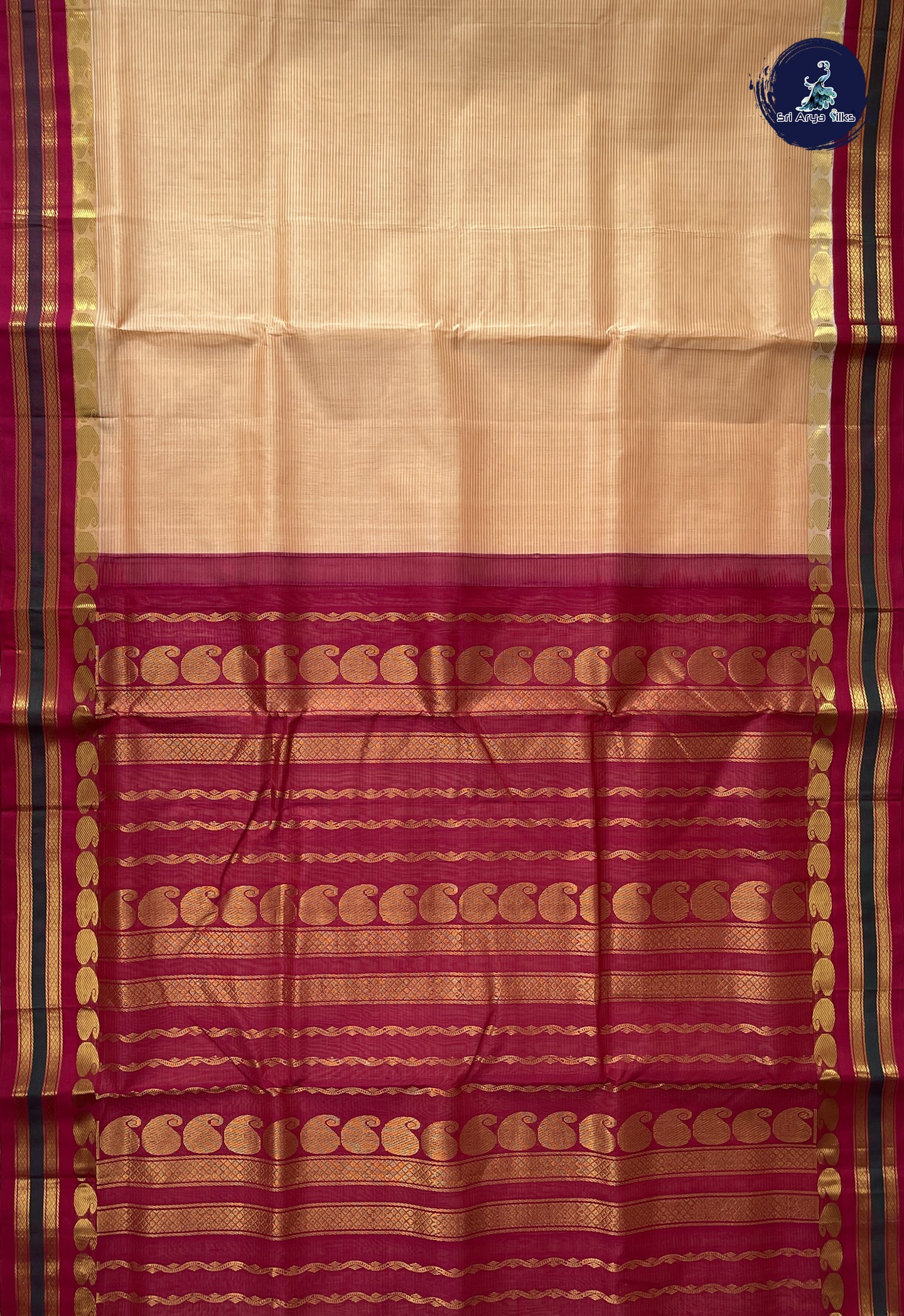 Peach 10 Yards Silk Cotton Saree With Doria Lines Pattern