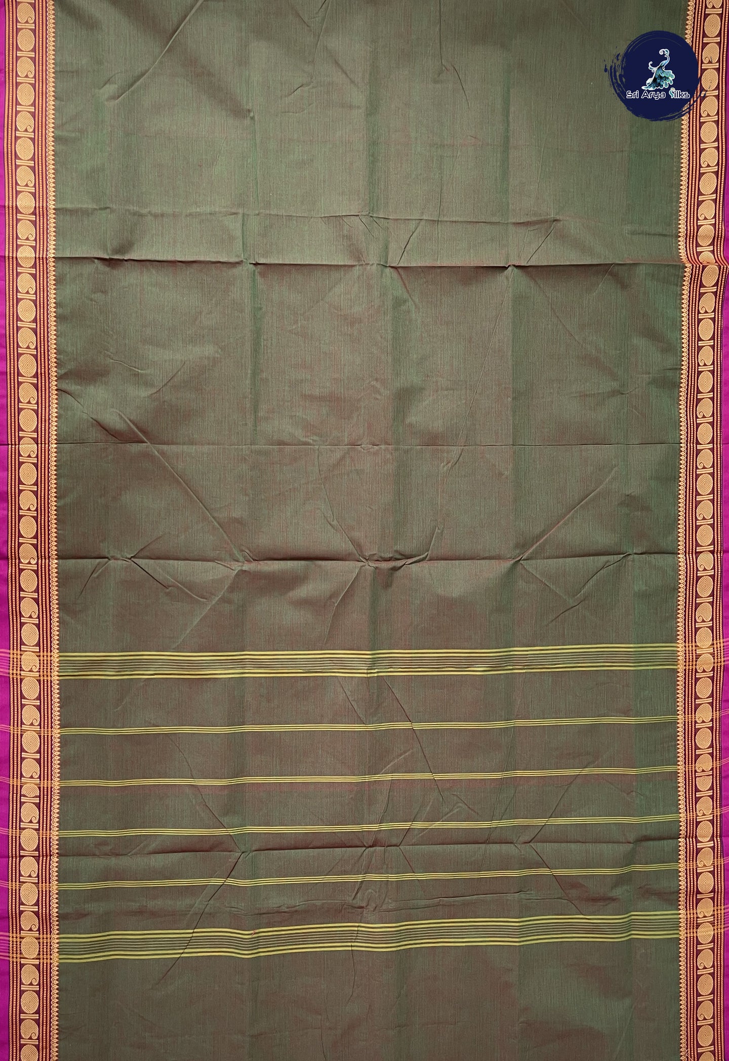 Manthulir 10.5 Yards Madisar Saree With Plain Pattern