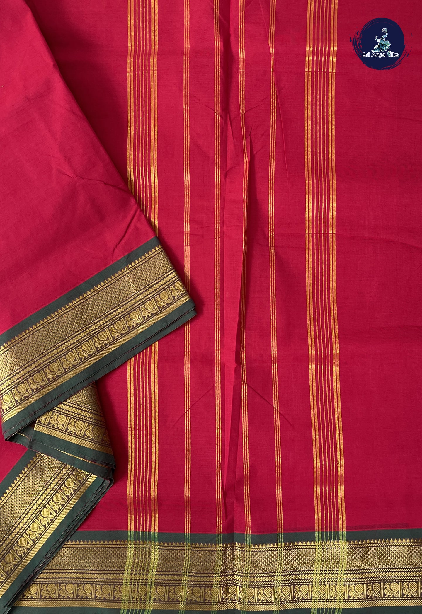 Red 10.5 Yards Madisar Saree With Plain Pattern